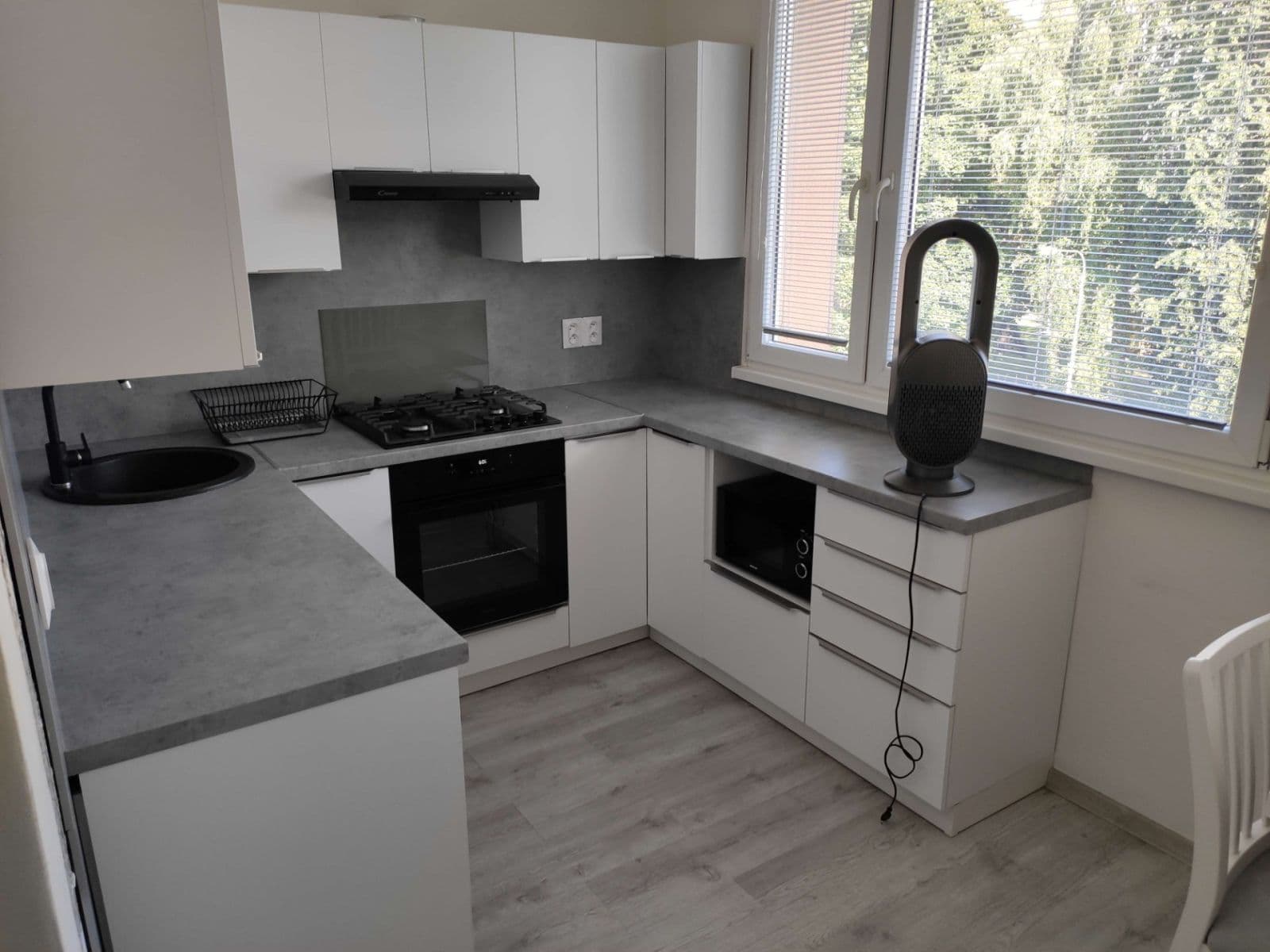Pronájem bytu 1+1 46 m², J. Opletala, Frýdek-Místek, Moravskoslezský kraj Pronájem bytu 1+1 46 m², J. Opletala, Frýdek-Místek, Moravskoslezský kraj