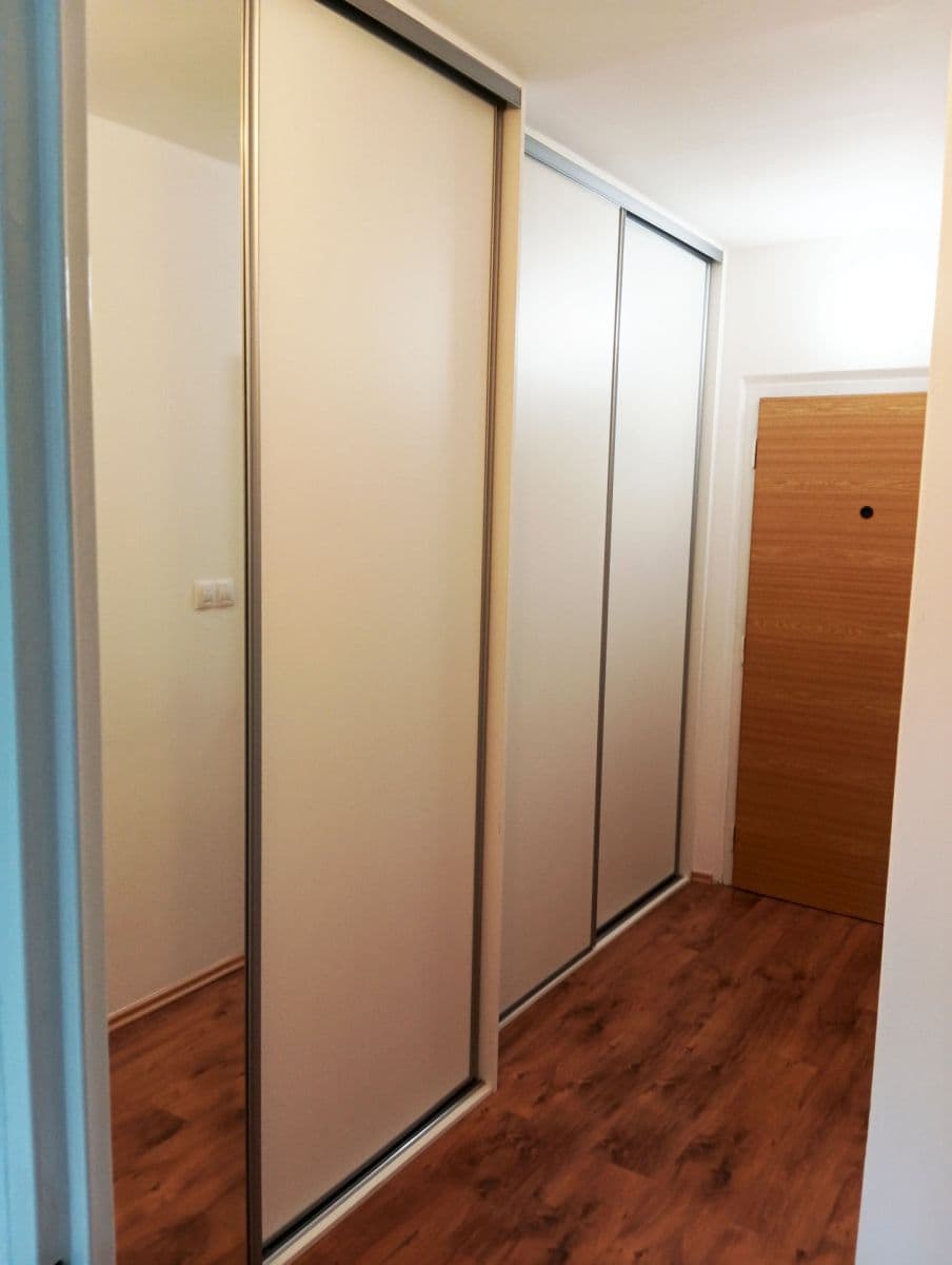 Pronájem bytu 2+kk 44 m², U Jezera, Praha, Praha Pronájem bytu 2+kk 44 m², U Jezera, Praha, Praha