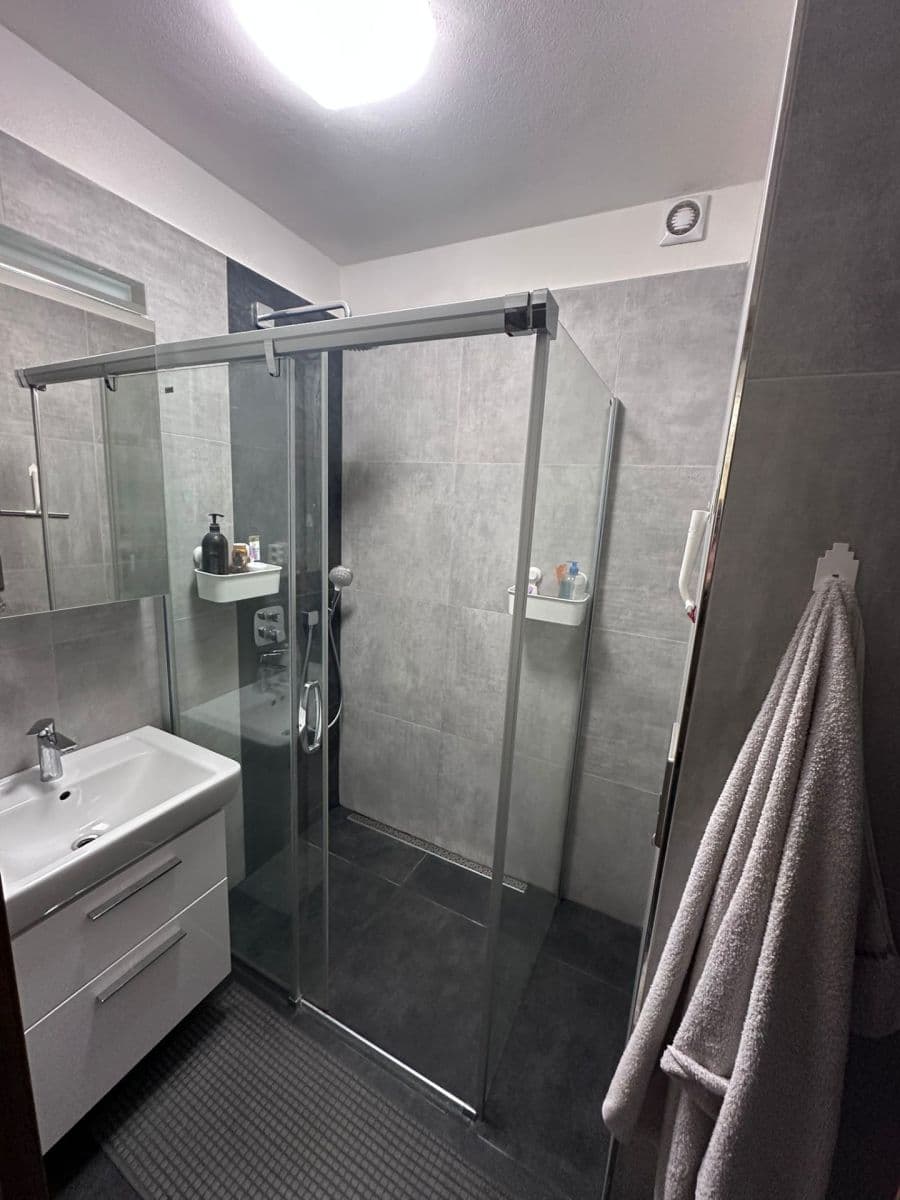 Pronájem bytu 3+1 75 m², Merhautova, Brno, Jihomoravský kraj Pronájem bytu 3+1 75 m², Merhautova, Brno, Jihomoravský kraj