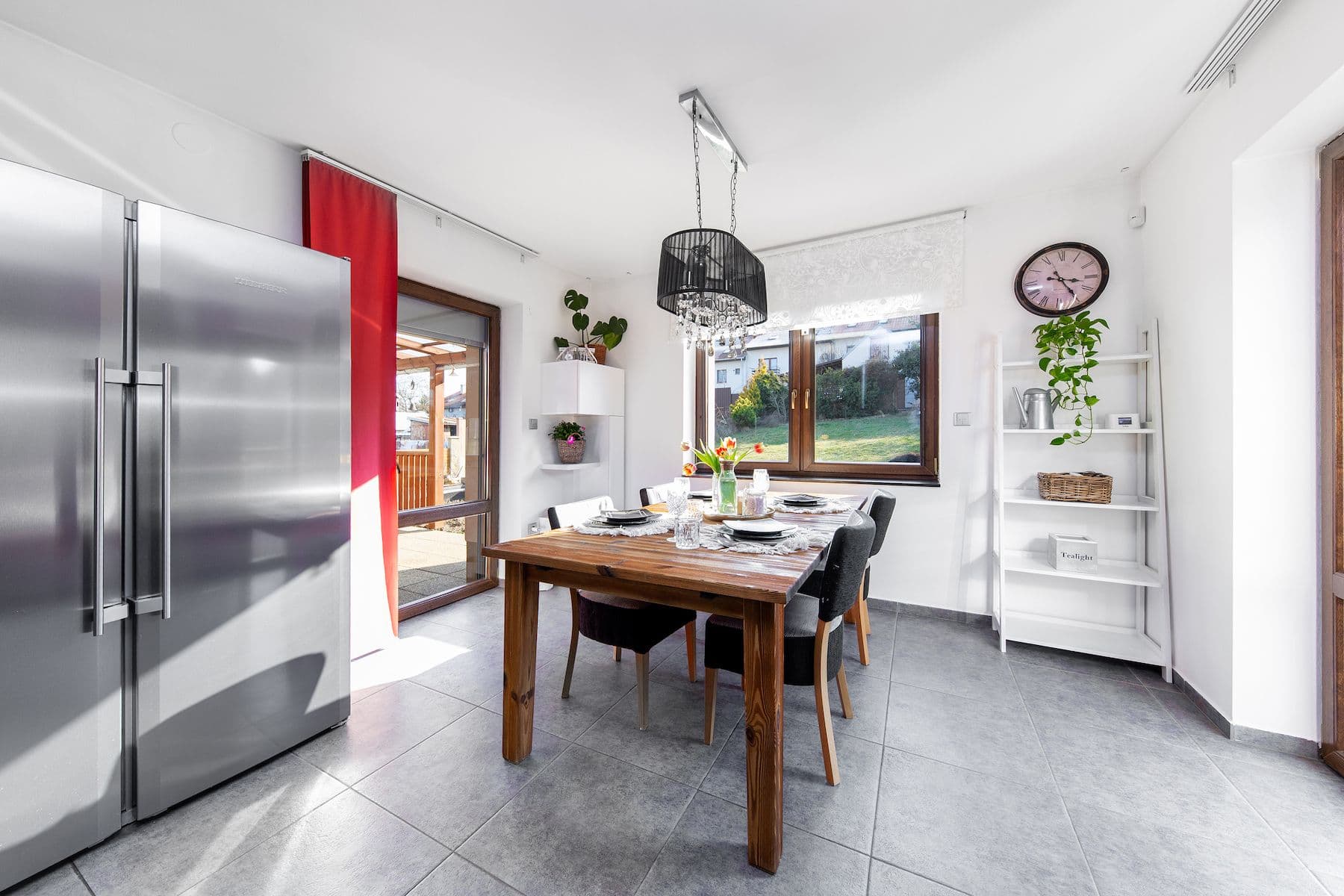 Prodej domu 300 m², pozemek 776 m², Bří Čapků, Náměšť nad Oslavou, Kraj Vysočina Prodej domu 300 m², pozemek 776 m², Bří Čapků, Náměšť nad Oslavou, Kraj Vysočina