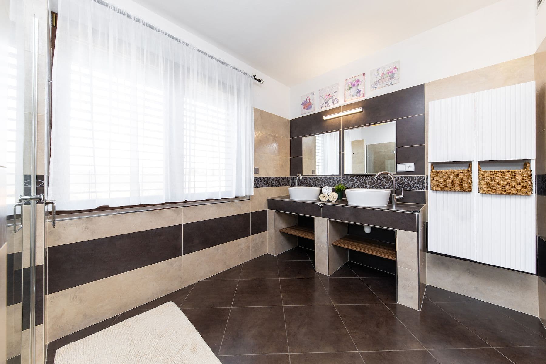 Prodej domu 300 m², pozemek 776 m², Bří Čapků, Náměšť nad Oslavou, Kraj Vysočina Prodej domu 300 m², pozemek 776 m², Bří Čapků, Náměšť nad Oslavou, Kraj Vysočina