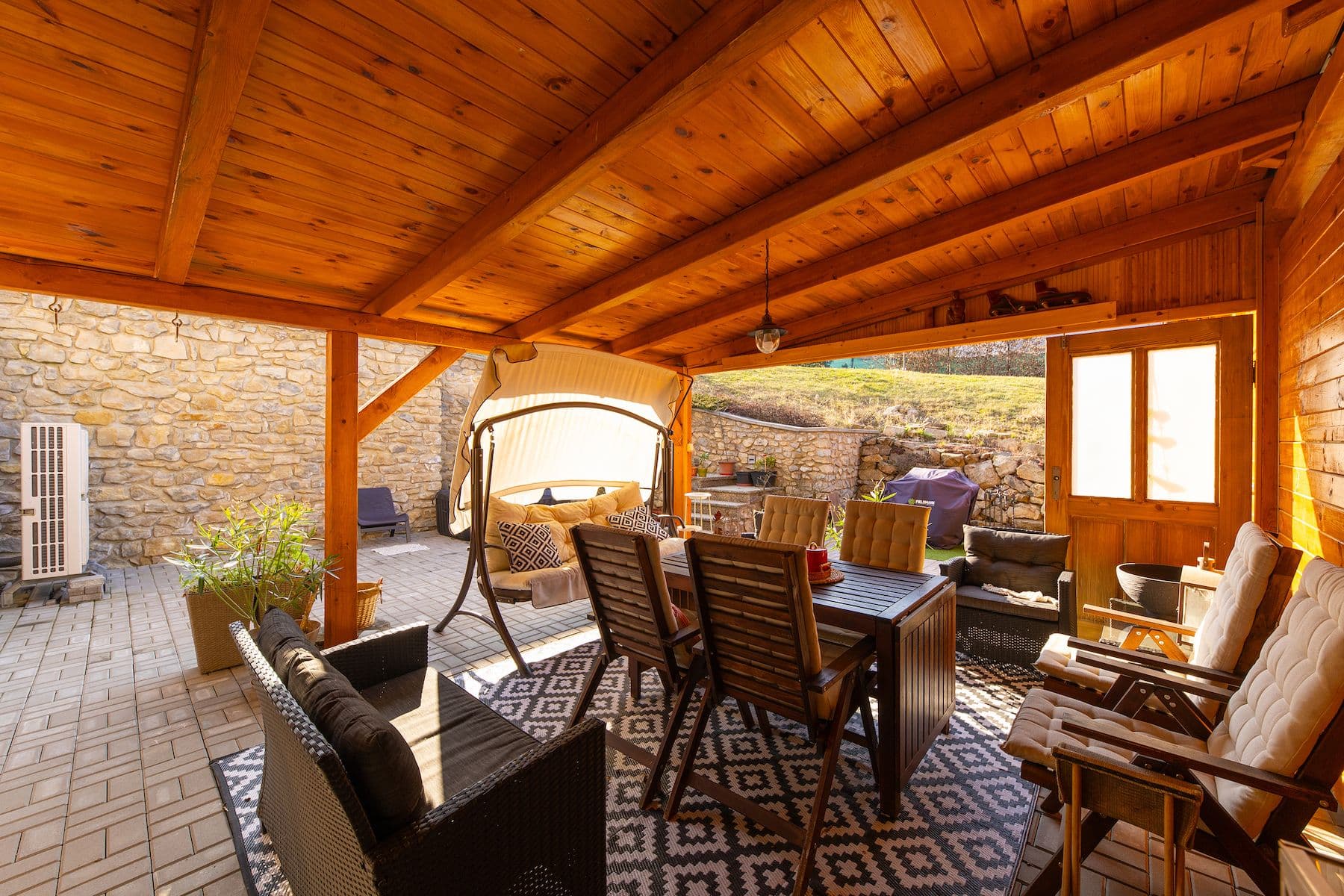 Prodej domu 300 m², pozemek 776 m², Bří Čapků, Náměšť nad Oslavou, Kraj Vysočina Prodej domu 300 m², pozemek 776 m², Bří Čapků, Náměšť nad Oslavou, Kraj Vysočina