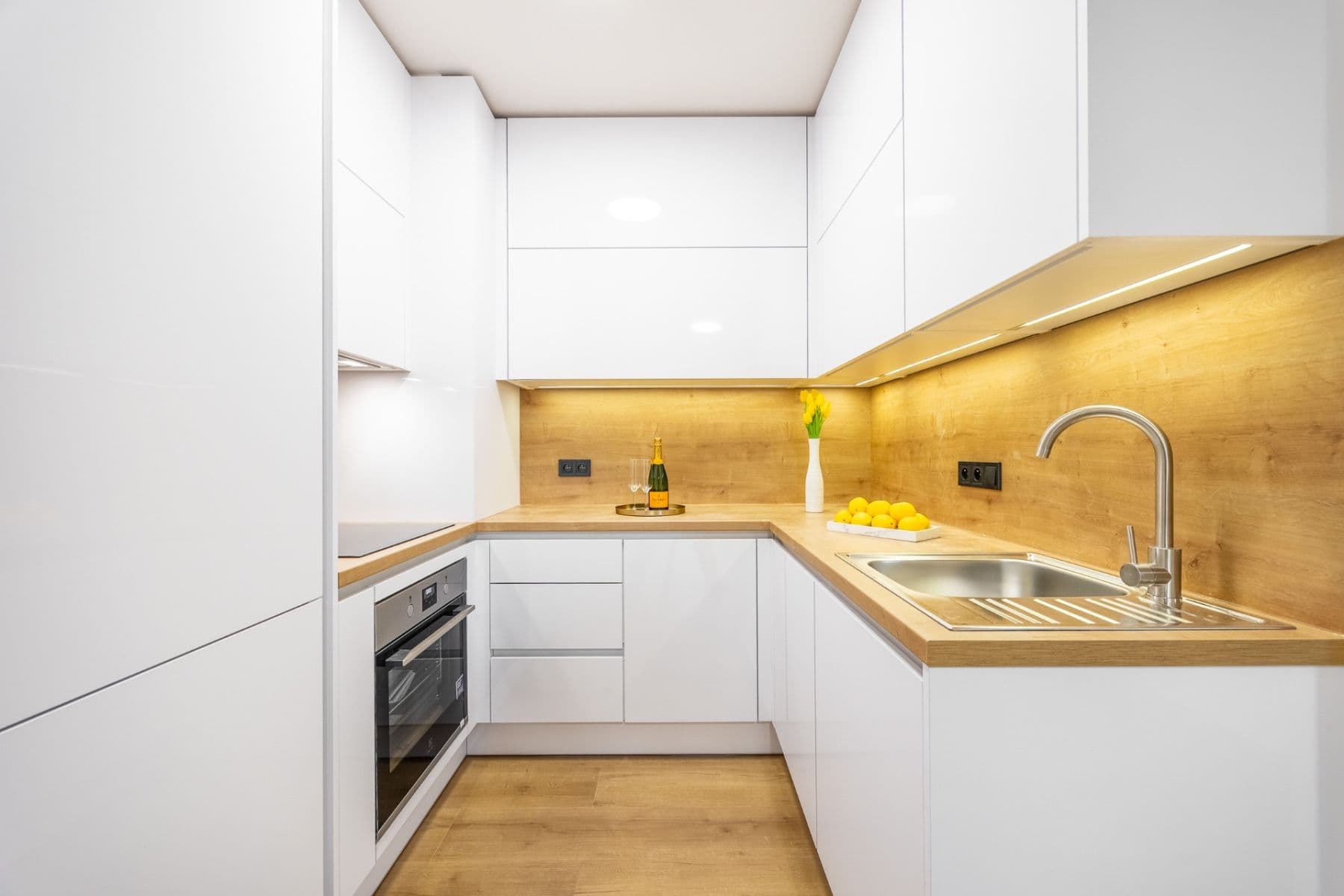 Prodej bytu 2+kk 52 m², Smetáčkova, Praha, Praha Prodej bytu 2+kk 52 m², Smetáčkova, Praha, Praha
