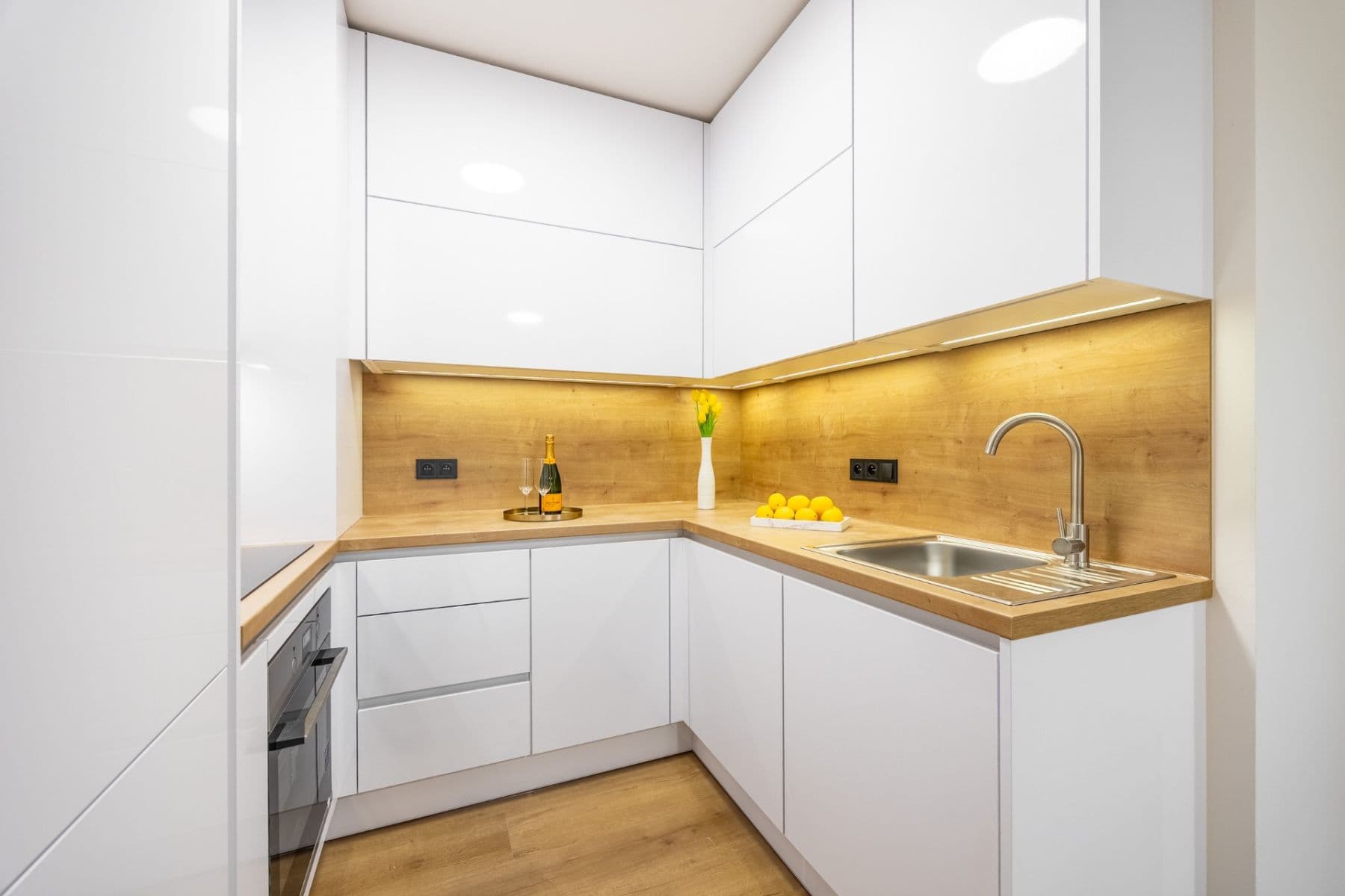 Prodej bytu 2+kk 52 m², Smetáčkova, Praha, Praha Prodej bytu 2+kk 52 m², Smetáčkova, Praha, Praha