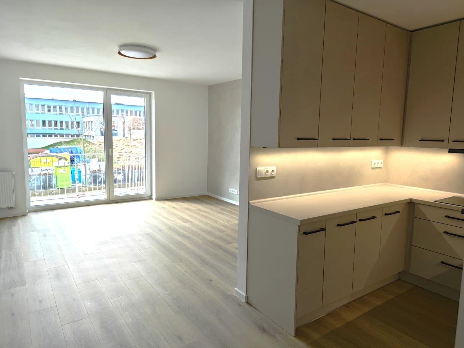 Pronájem bytu 1+kk 45 m², Dukelská, Benešov, Středočeský kraj Pronájem bytu 1+kk 45 m², Dukelská, Benešov, Středočeský kraj