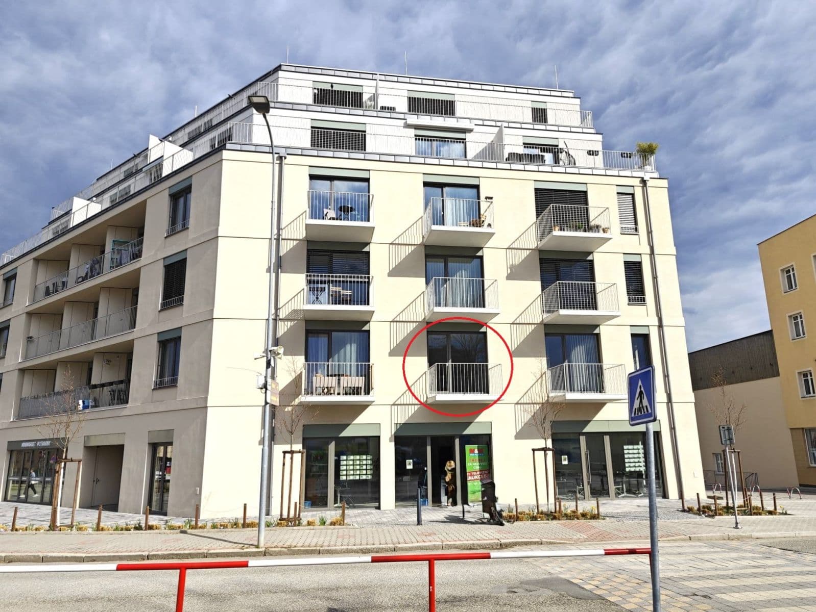 Pronájem bytu 1+kk 45 m², Dukelská, Benešov, Středočeský kraj Pronájem bytu 1+kk 45 m², Dukelská, Benešov, Středočeský kraj