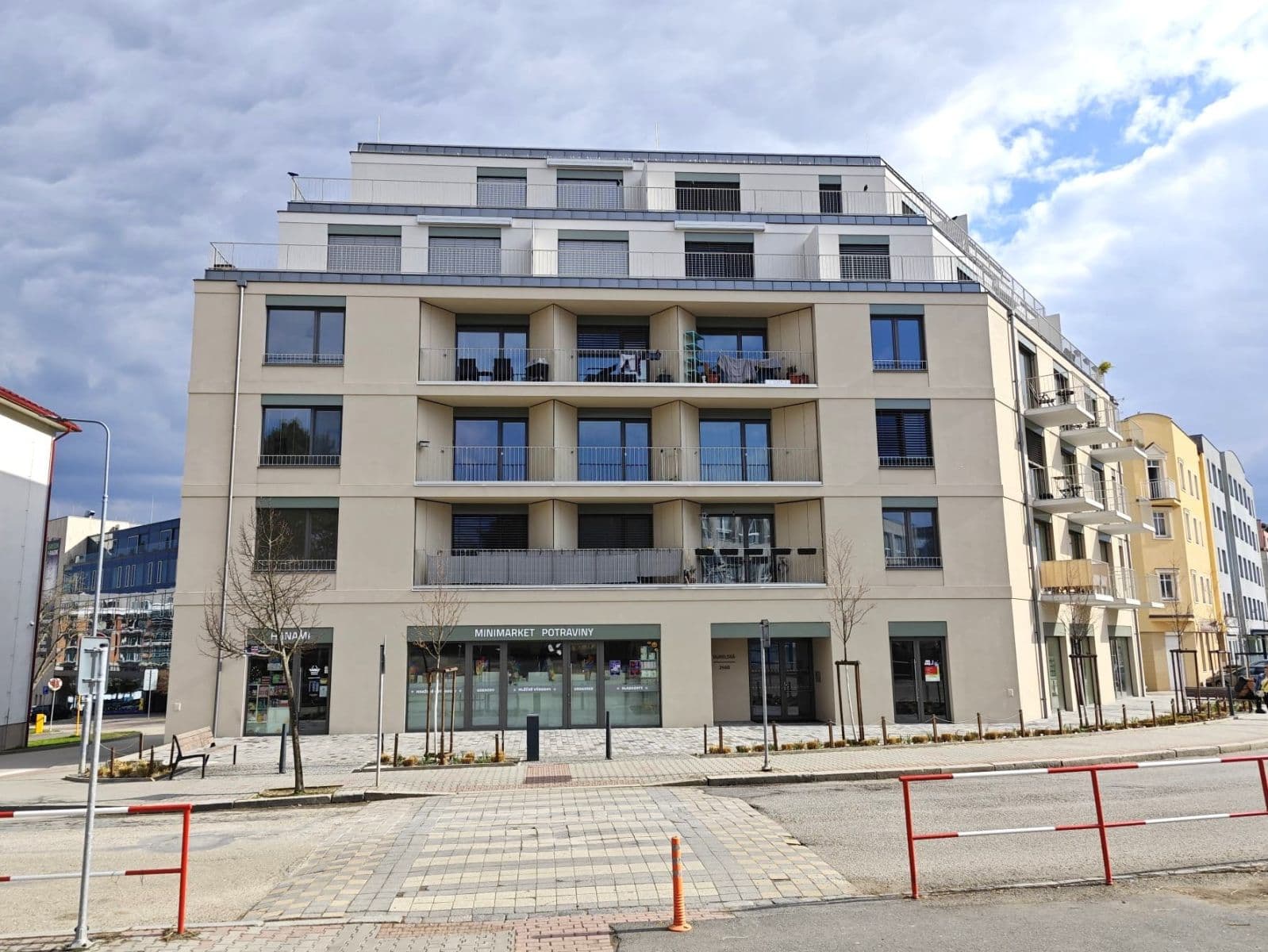 Pronájem bytu 1+kk 45 m², Dukelská, Benešov, Středočeský kraj Pronájem bytu 1+kk 45 m², Dukelská, Benešov, Středočeský kraj
