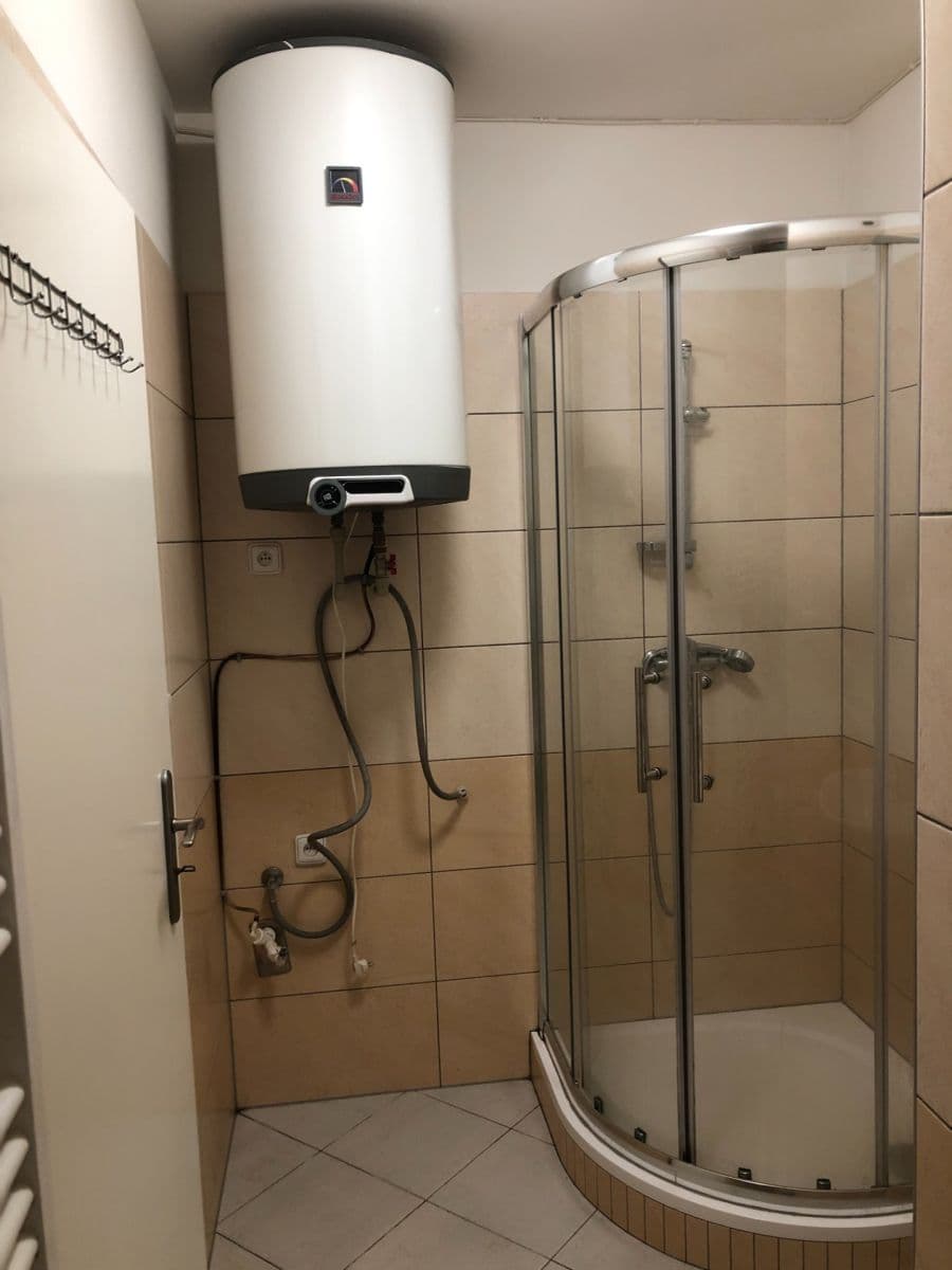 Pronájem bytu 1+kk 30 m², Oblouková, Praha, Praha Pronájem bytu 1+kk 30 m², Oblouková, Praha, Praha