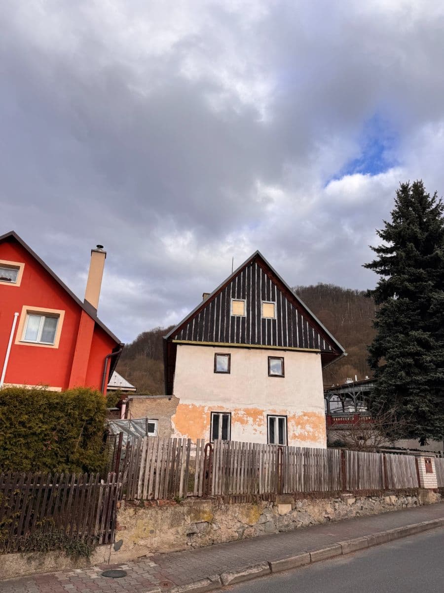 Prodej domu 111 m², pozemek 475 m², Litoměřická, Velké Březno, Ústecký kraj Prodej domu 111 m², pozemek 475 m², Litoměřická, Velké Březno, Ústecký kraj