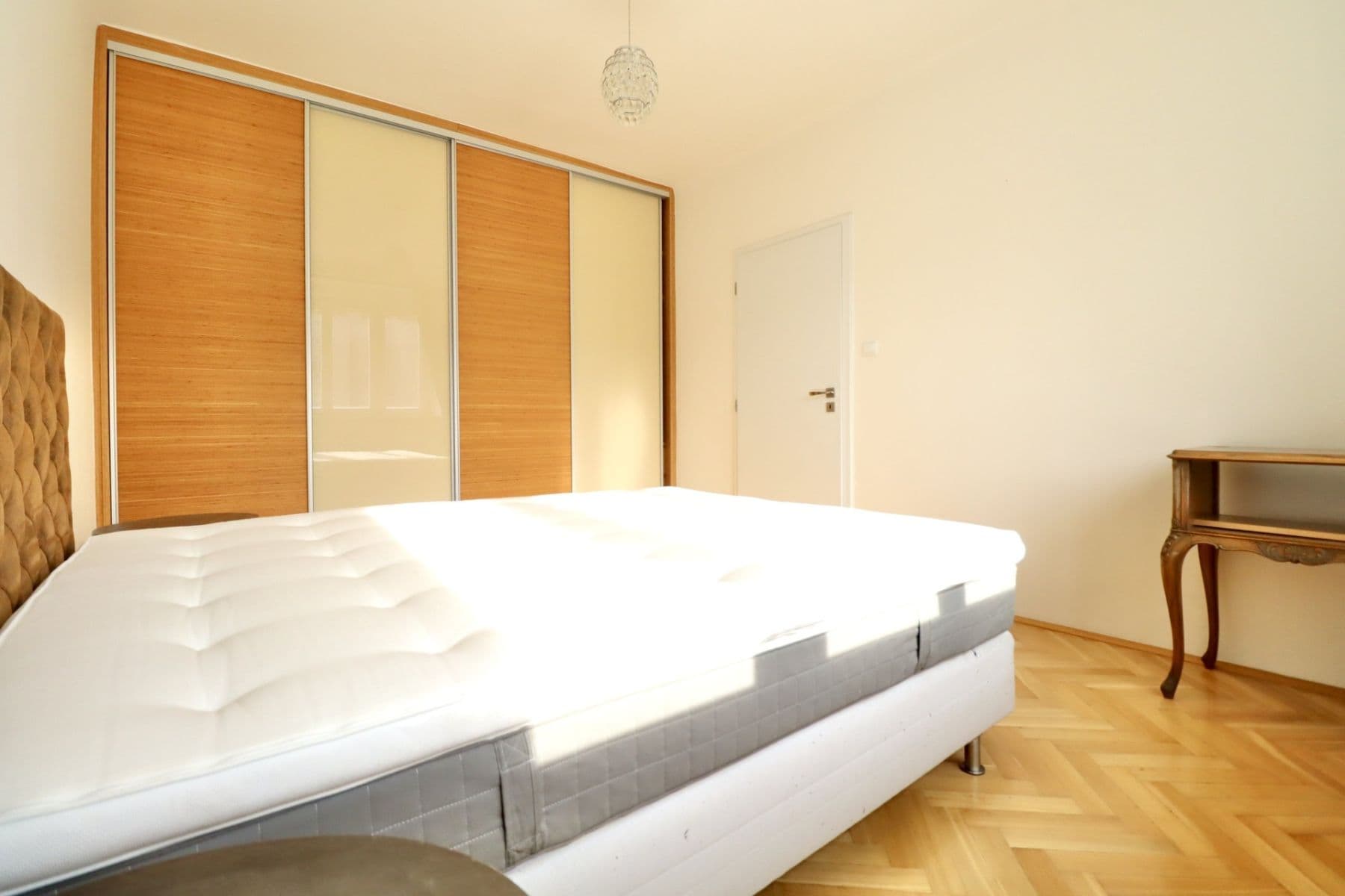 Pronájem bytu 2+kk 55 m², Rooseveltova, Praha, Praha Pronájem bytu 2+kk 55 m², Rooseveltova, Praha, Praha