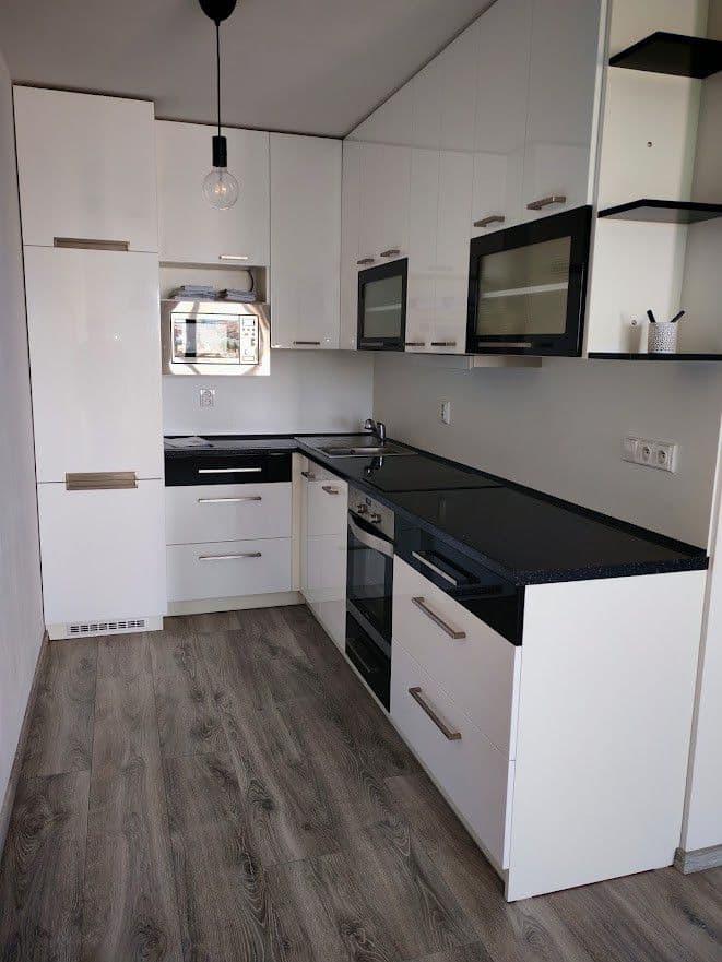 Pronájem bytu 2+kk 52 m², Ke Strouze, Nymburk, Středočeský kraj Pronájem bytu 2+kk 52 m², Ke Strouze, Nymburk, Středočeský kraj