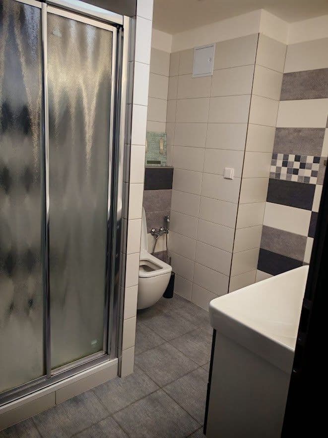 Pronájem bytu 2+kk 52 m², Ke Strouze, Nymburk, Středočeský kraj Pronájem bytu 2+kk 52 m², Ke Strouze, Nymburk, Středočeský kraj