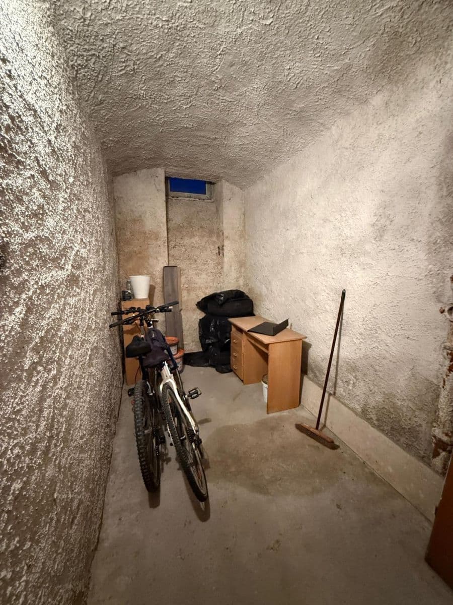 Pronájem bytu 1+1 40 m², Lobezská, Plzeň, Plzeňský kraj Pronájem bytu 1+1 40 m², Lobezská, Plzeň, Plzeňský kraj