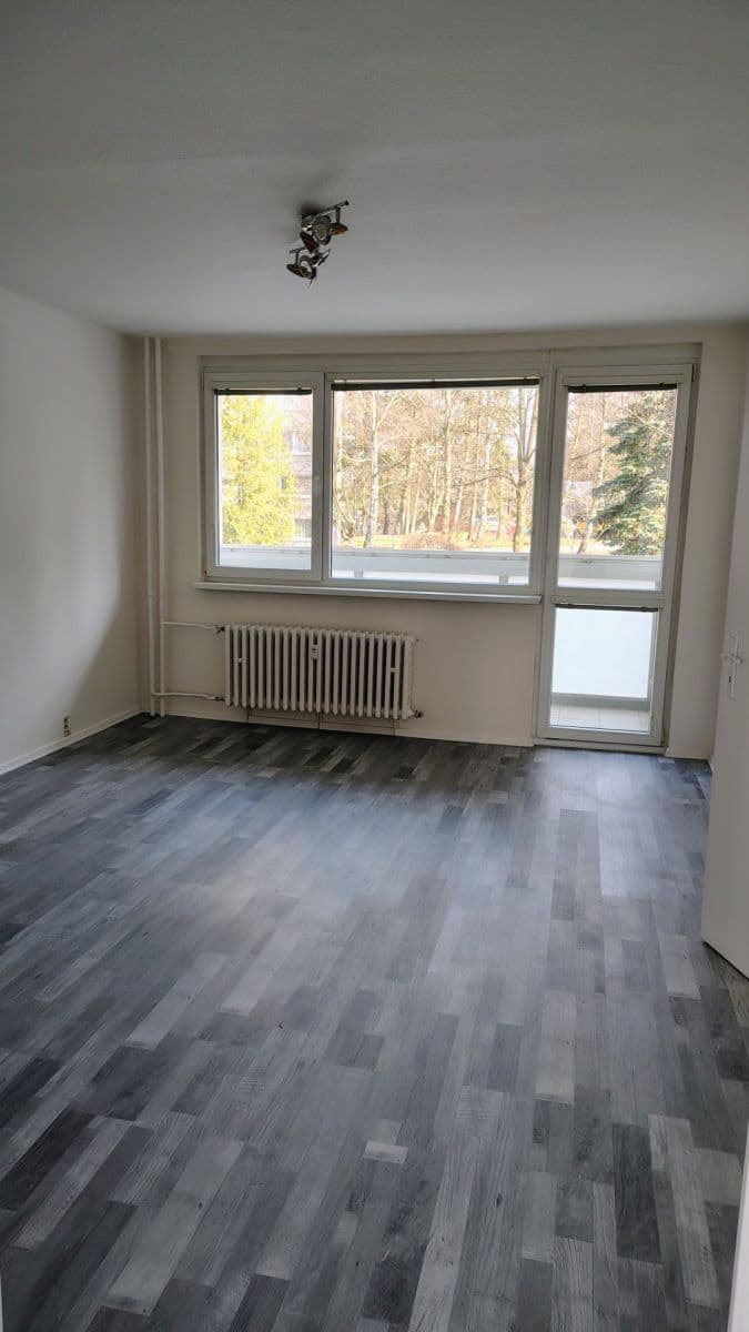 Pronájem bytu 3+1 70 m², Sametová, Liberec, Liberecký kraj Pronájem bytu 3+1 70 m², Sametová, Liberec, Liberecký kraj