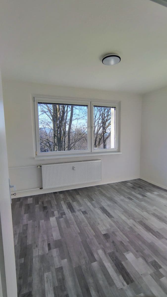 Pronájem bytu 3+1 70 m², Sametová, Liberec, Liberecký kraj Pronájem bytu 3+1 70 m², Sametová, Liberec, Liberecký kraj
