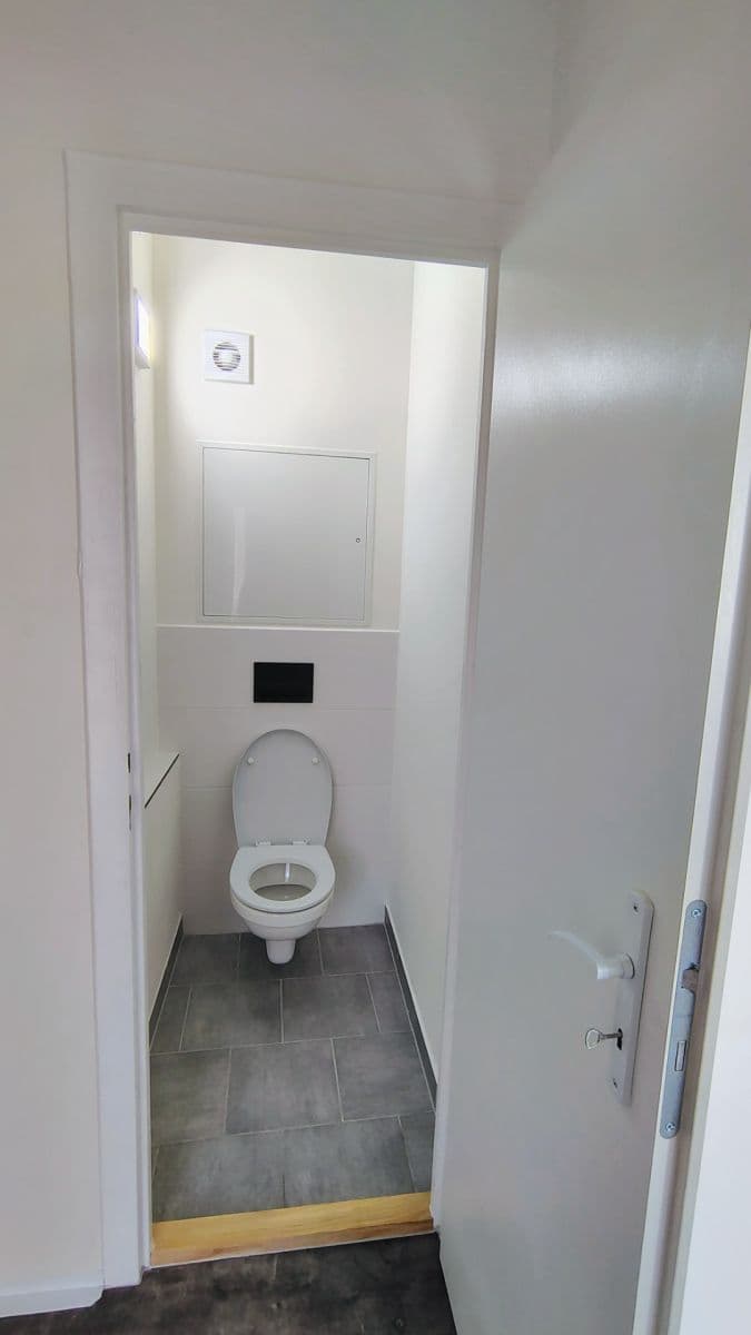 Pronájem bytu 3+1 70 m², Sametová, Liberec, Liberecký kraj Pronájem bytu 3+1 70 m², Sametová, Liberec, Liberecký kraj