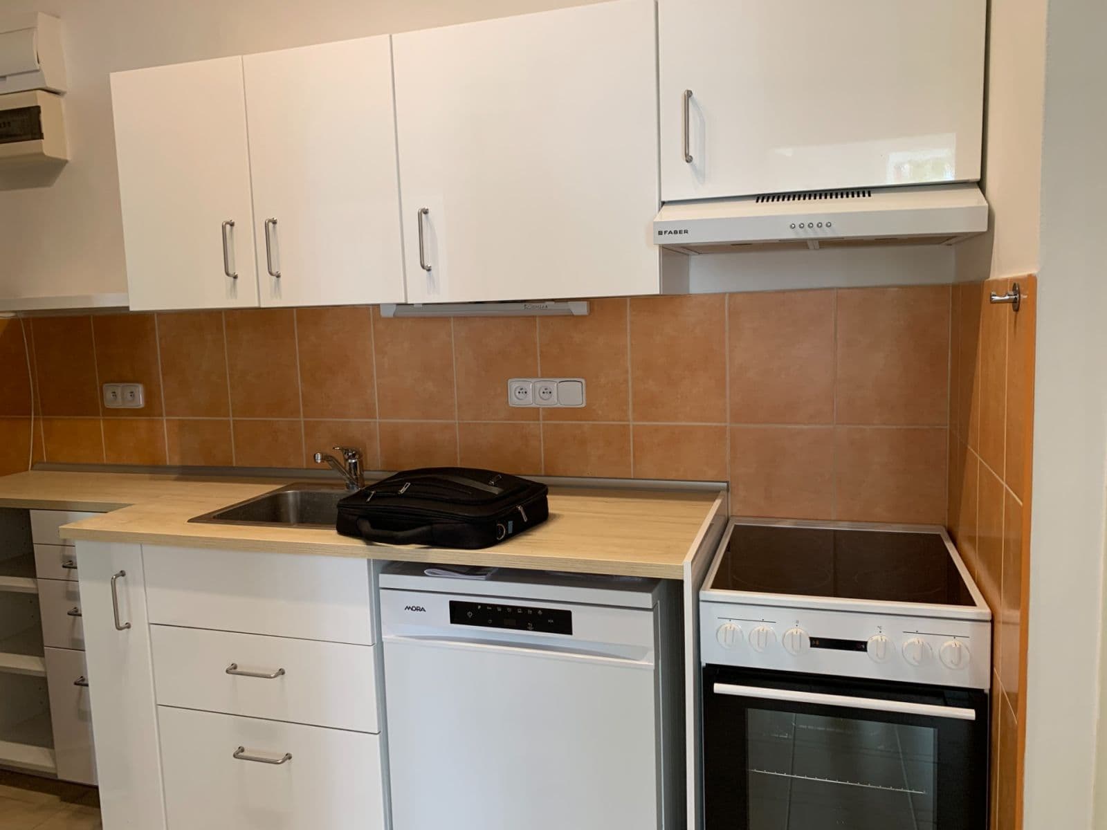 Pronájem bytu 2+1 43 m², Vršovická, Praha, Praha Pronájem bytu 2+1 43 m², Vršovická, Praha, Praha