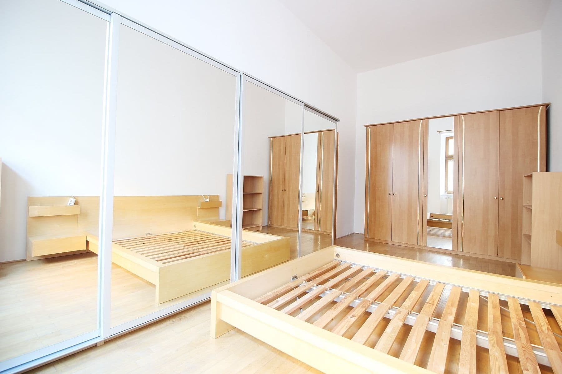 Pronájem bytu 2+1 56 m², Lublaňská, Praha, Praha Pronájem bytu 2+1 56 m², Lublaňská, Praha, Praha