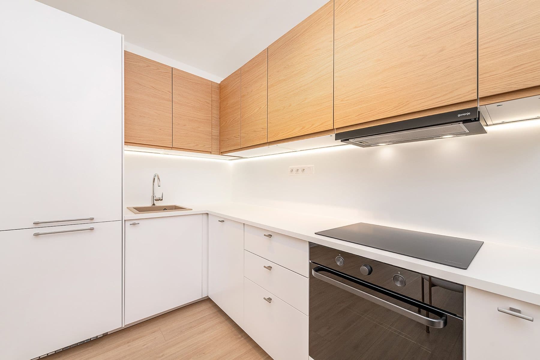 Prodej bytu 4+kk 76 m², Kolátorova, Praha, Praha Prodej bytu 4+kk 76 m², Kolátorova, Praha, Praha