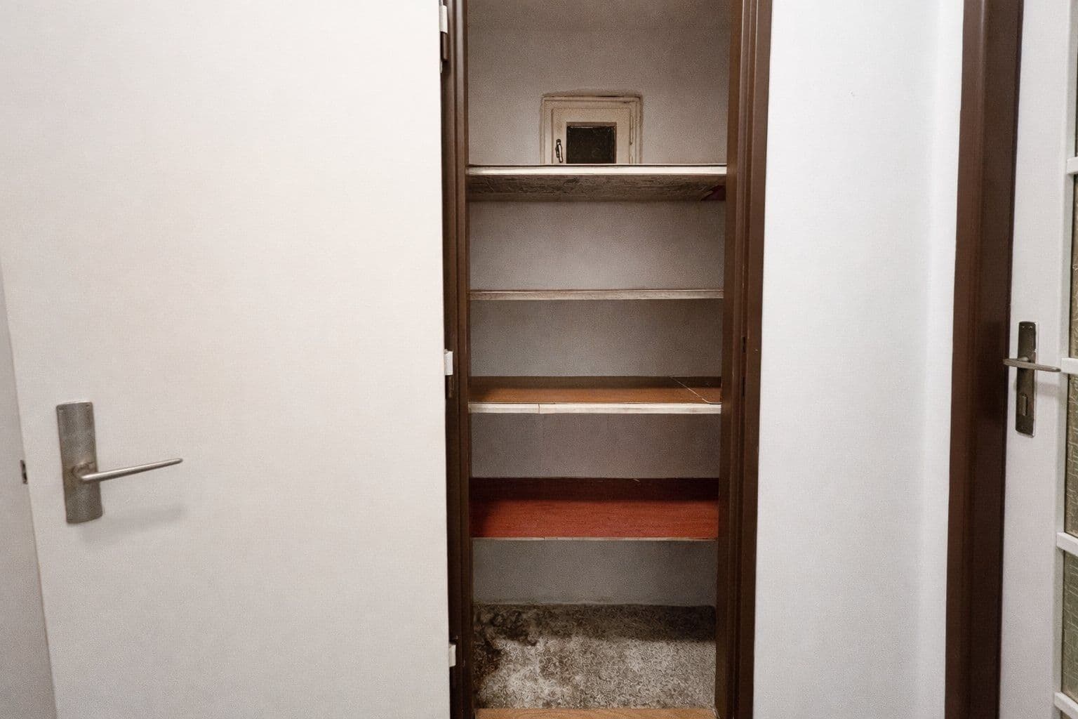 Pronájem bytu 1+1 33 m², Pod strojírnami, Praha, Praha Pronájem bytu 1+1 33 m², Pod strojírnami, Praha, Praha