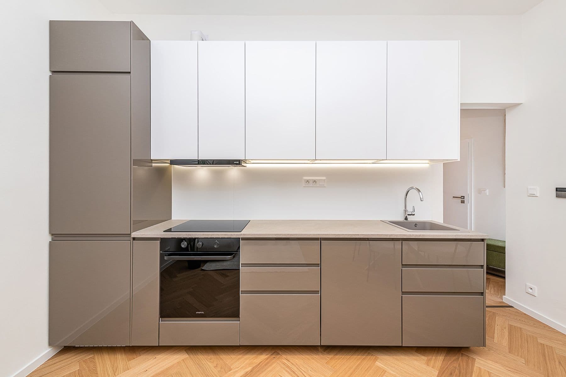Prodej bytu 2+kk 53 m², Kralická, Praha, Praha Prodej bytu 2+kk 53 m², Kralická, Praha, Praha