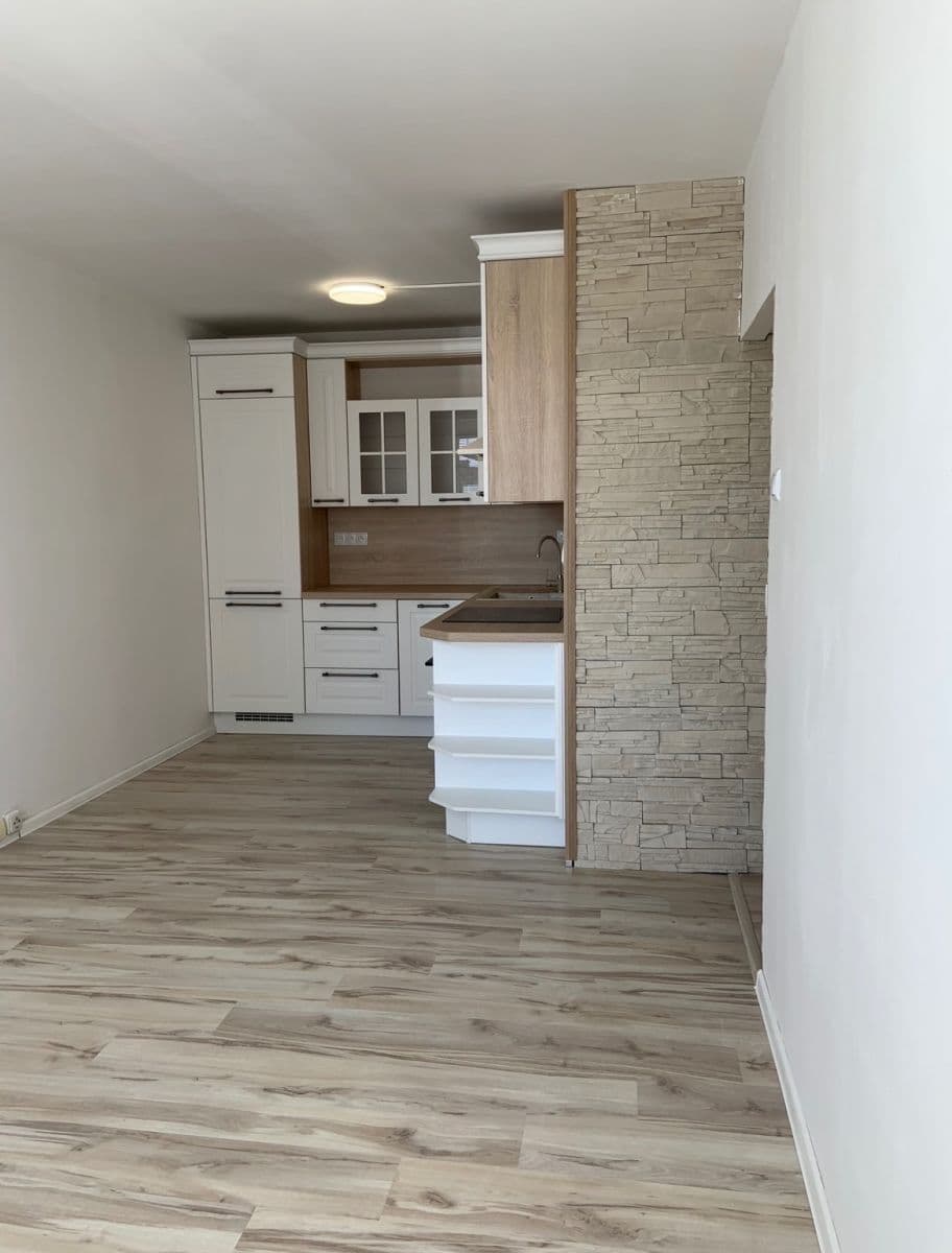 Pronájem bytu 2+kk 40 m², Višňová, Most, Ústecký kraj Pronájem bytu 2+kk 40 m², Višňová, Most, Ústecký kraj