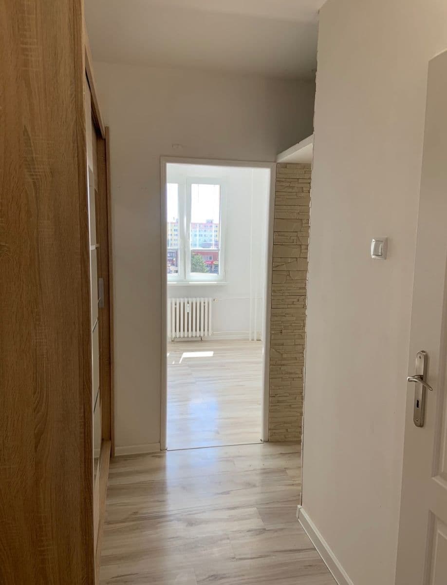 Pronájem bytu 2+kk 40 m², Višňová, Most, Ústecký kraj Pronájem bytu 2+kk 40 m², Višňová, Most, Ústecký kraj