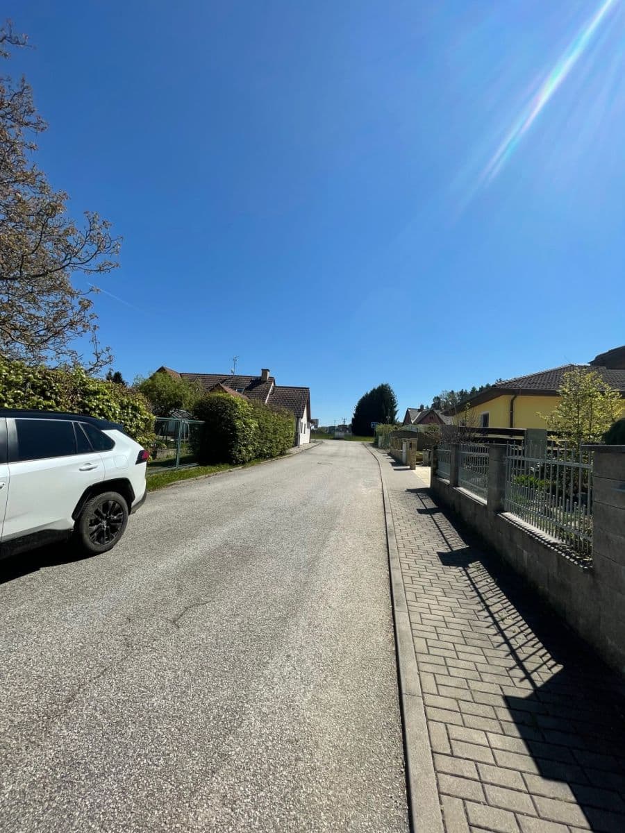 Prodej pozemku 906 m², Srubec, Jihočeský kraj Prodej pozemku 906 m², Srubec, Jihočeský kraj