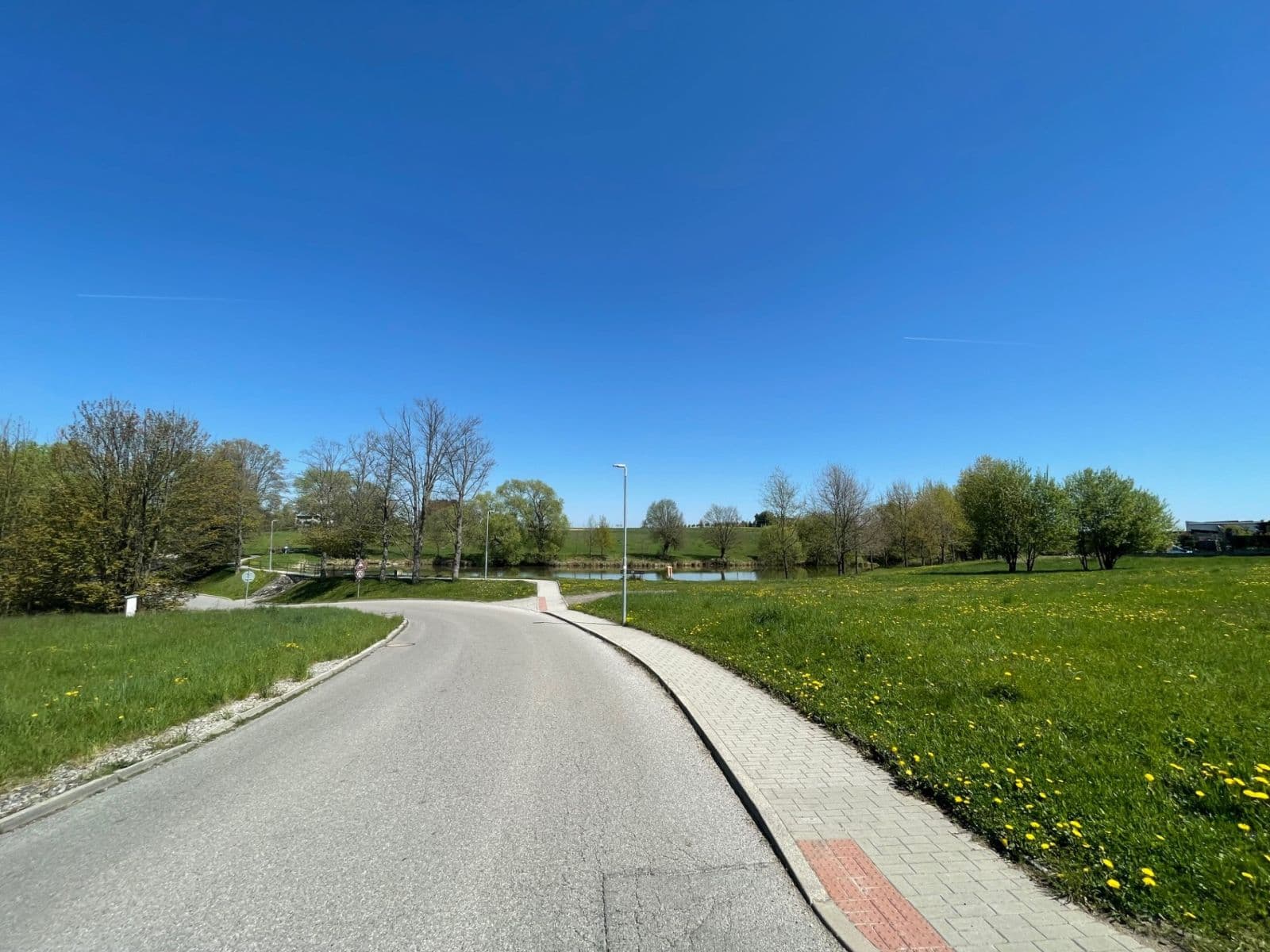 Prodej pozemku 906 m², Srubec, Jihočeský kraj Prodej pozemku 906 m², Srubec, Jihočeský kraj