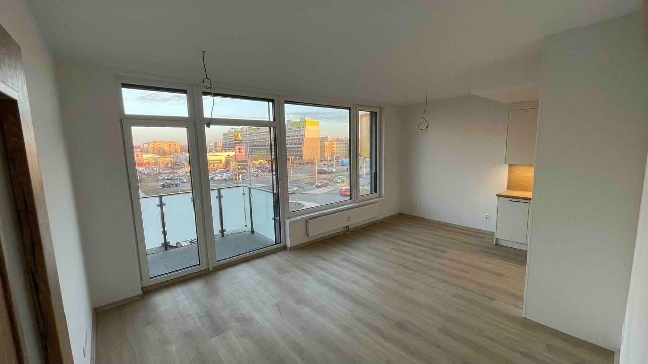 Pronájem bytu 3+kk 69 m², Americká, Kladno, Středočeský kraj Pronájem bytu 3+kk 69 m², Americká, Kladno, Středočeský kraj