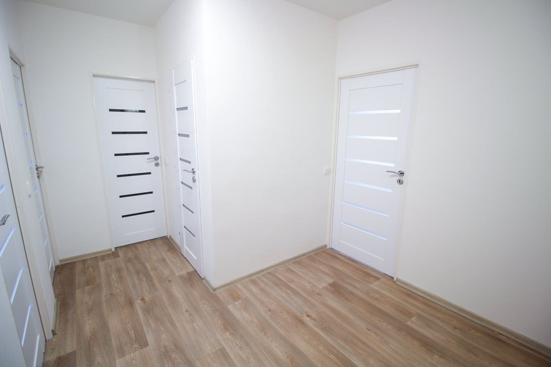 Pronájem bytu 3+1 75 m², Vnoučkova, Benešov, Středočeský kraj Pronájem bytu 3+1 75 m², Vnoučkova, Benešov, Středočeský kraj