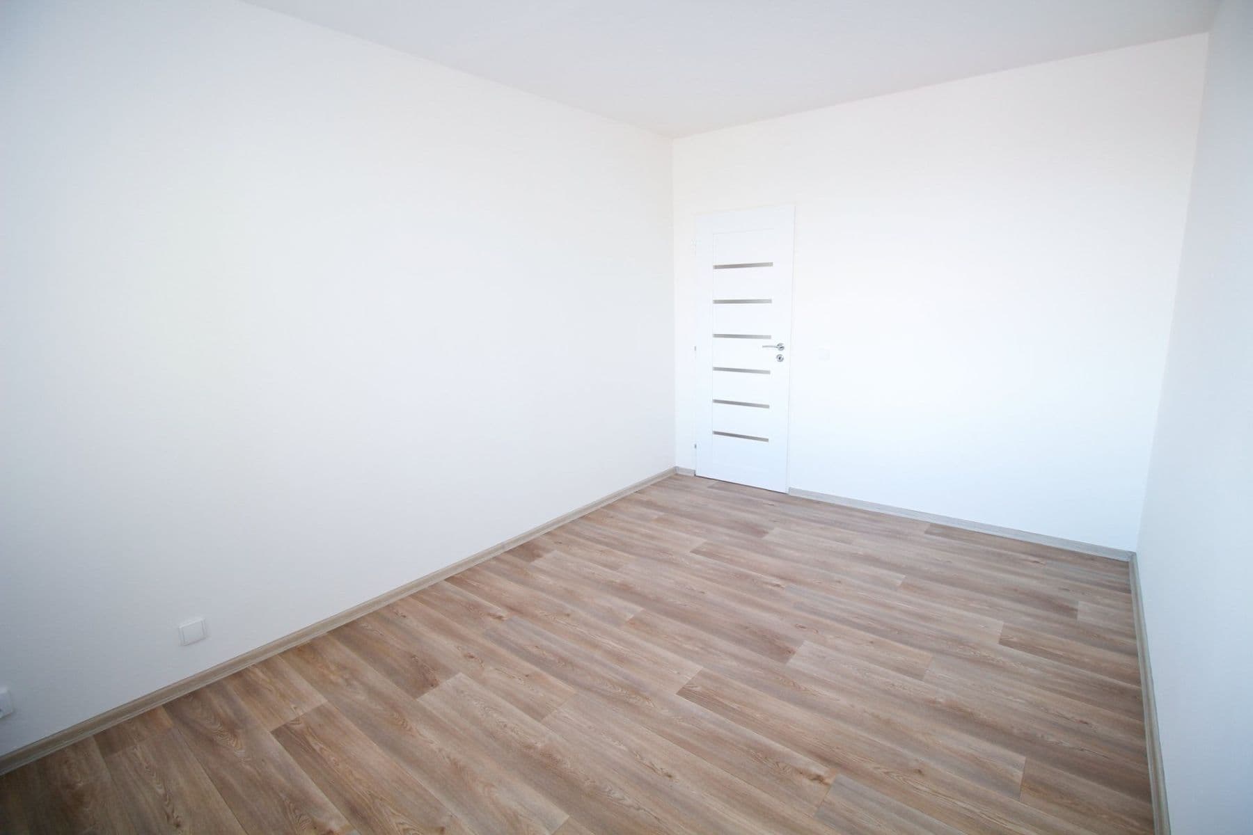 Pronájem bytu 3+1 75 m², Vnoučkova, Benešov, Středočeský kraj Pronájem bytu 3+1 75 m², Vnoučkova, Benešov, Středočeský kraj