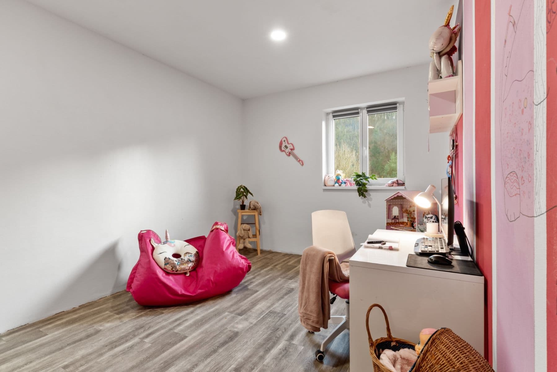 Prodej domu 126 m², pozemek 2.028 m², Hrdlořezy, Středočeský kraj Prodej domu 126 m², pozemek 2.028 m², Hrdlořezy, Středočeský kraj