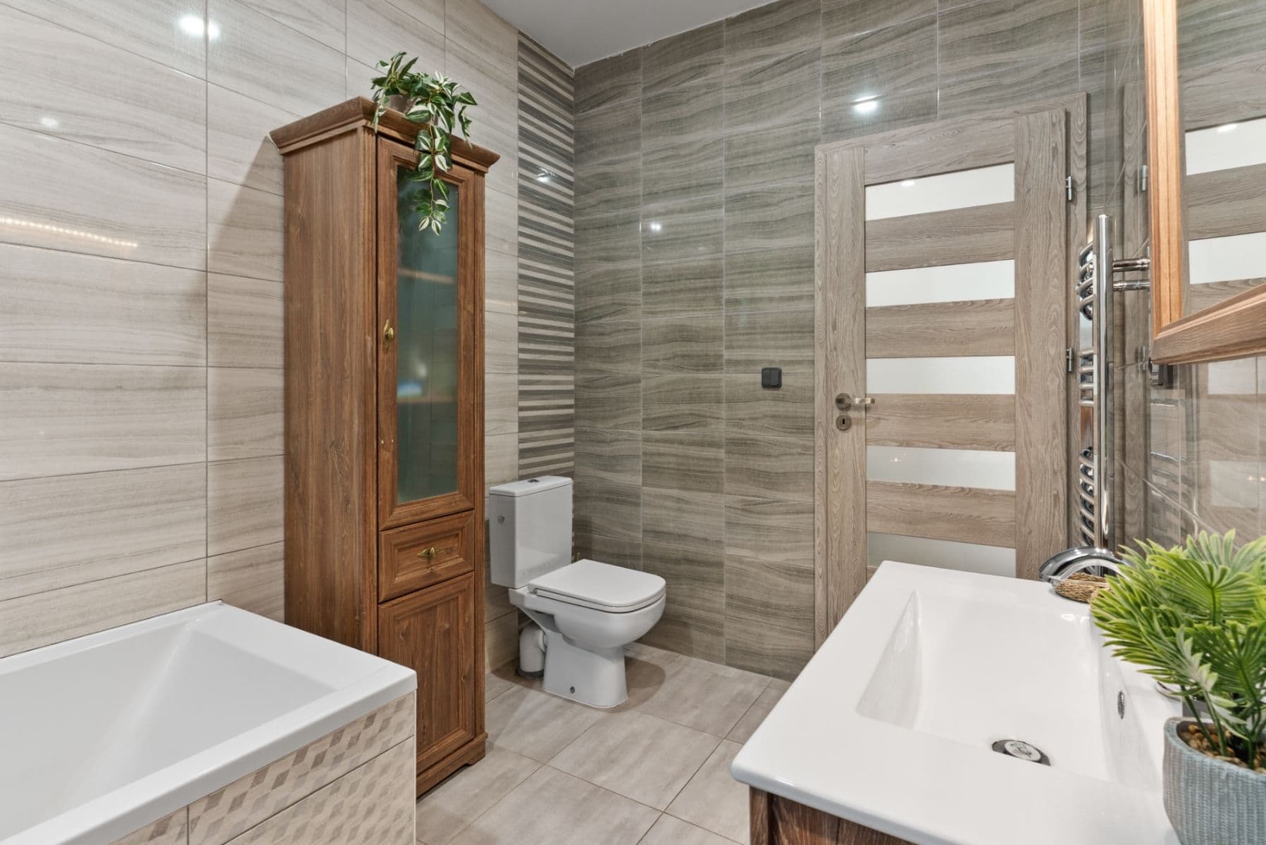 Prodej domu 126 m², pozemek 2.028 m², Hrdlořezy, Středočeský kraj Prodej domu 126 m², pozemek 2.028 m², Hrdlořezy, Středočeský kraj