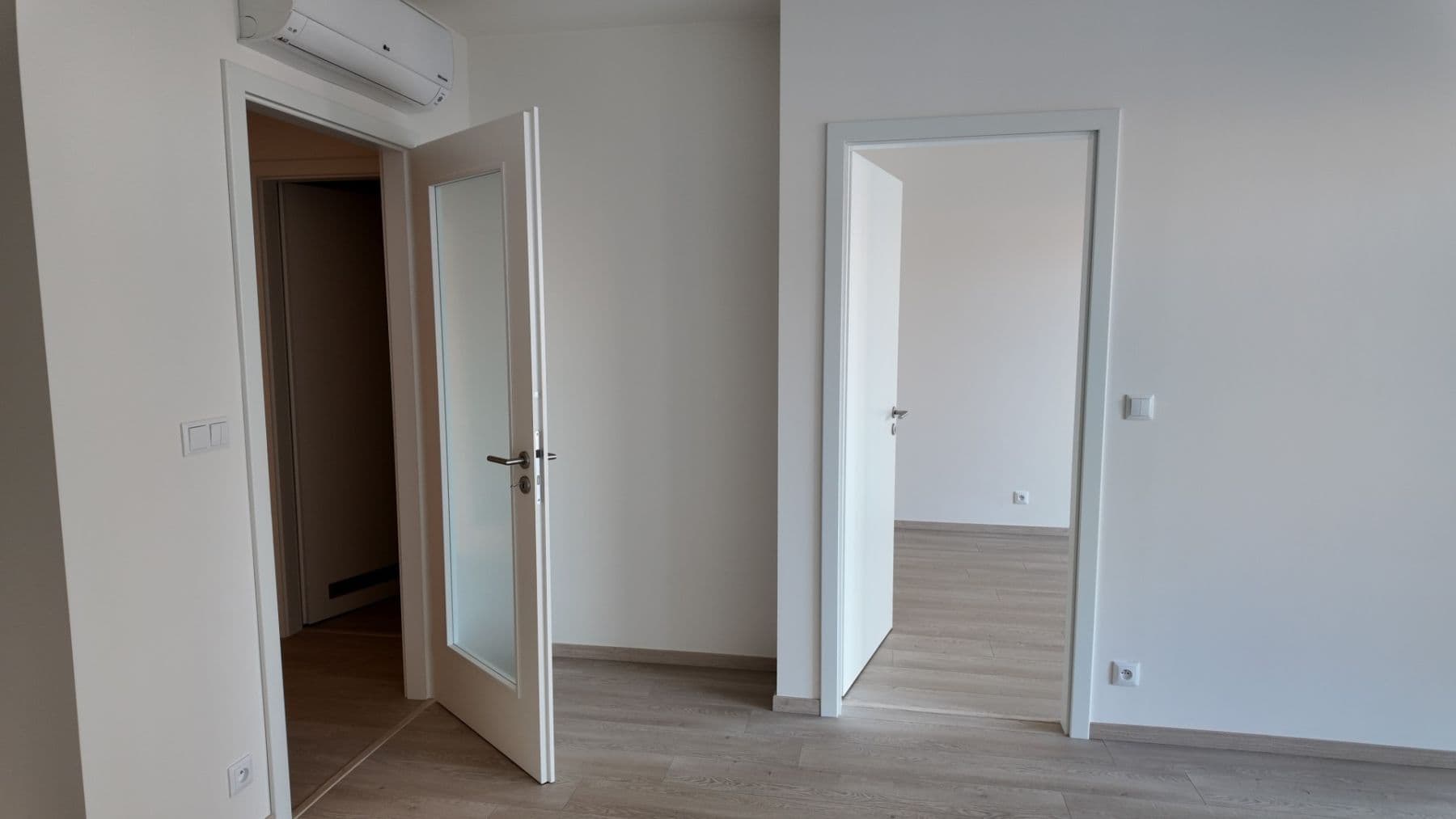 Pronájem bytu 2+kk 54 m², Bukačova, Praha, Praha Pronájem bytu 2+kk 54 m², Bukačova, Praha, Praha