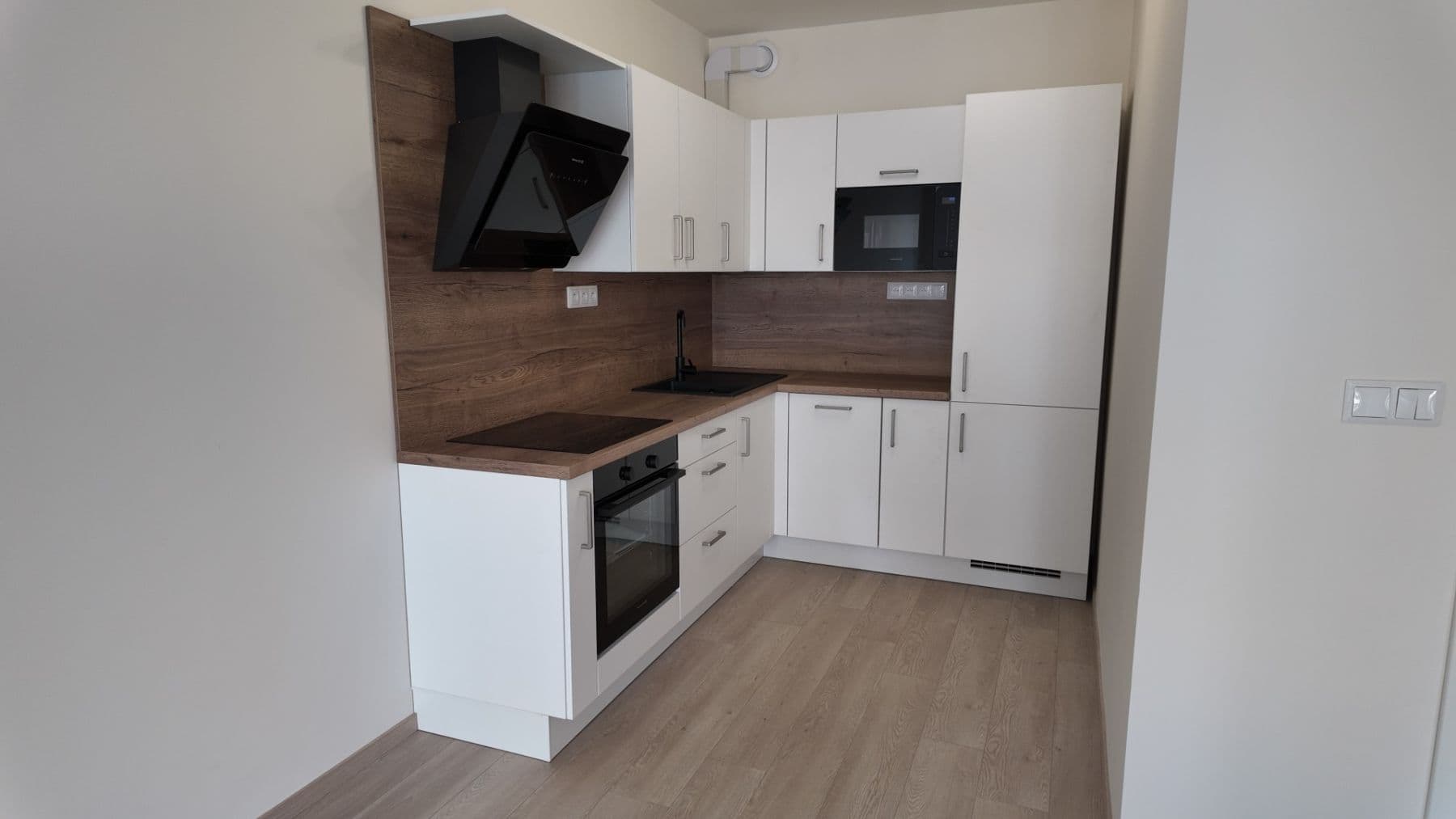 Pronájem bytu 2+kk 54 m², Bukačova, Praha, Praha Pronájem bytu 2+kk 54 m², Bukačova, Praha, Praha