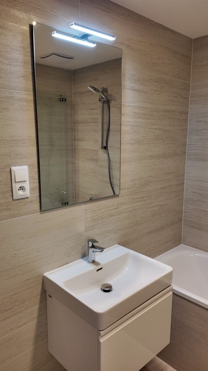 Pronájem bytu 2+kk 54 m², Bukačova, Praha, Praha Pronájem bytu 2+kk 54 m², Bukačova, Praha, Praha