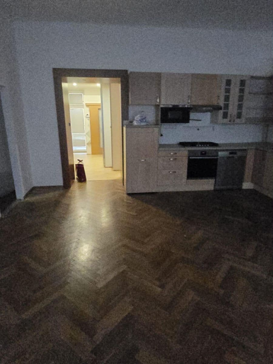 Pronájem bytu 5+kk 88 m², Oblouková, Praha, Praha Pronájem bytu 5+kk 88 m², Oblouková, Praha, Praha