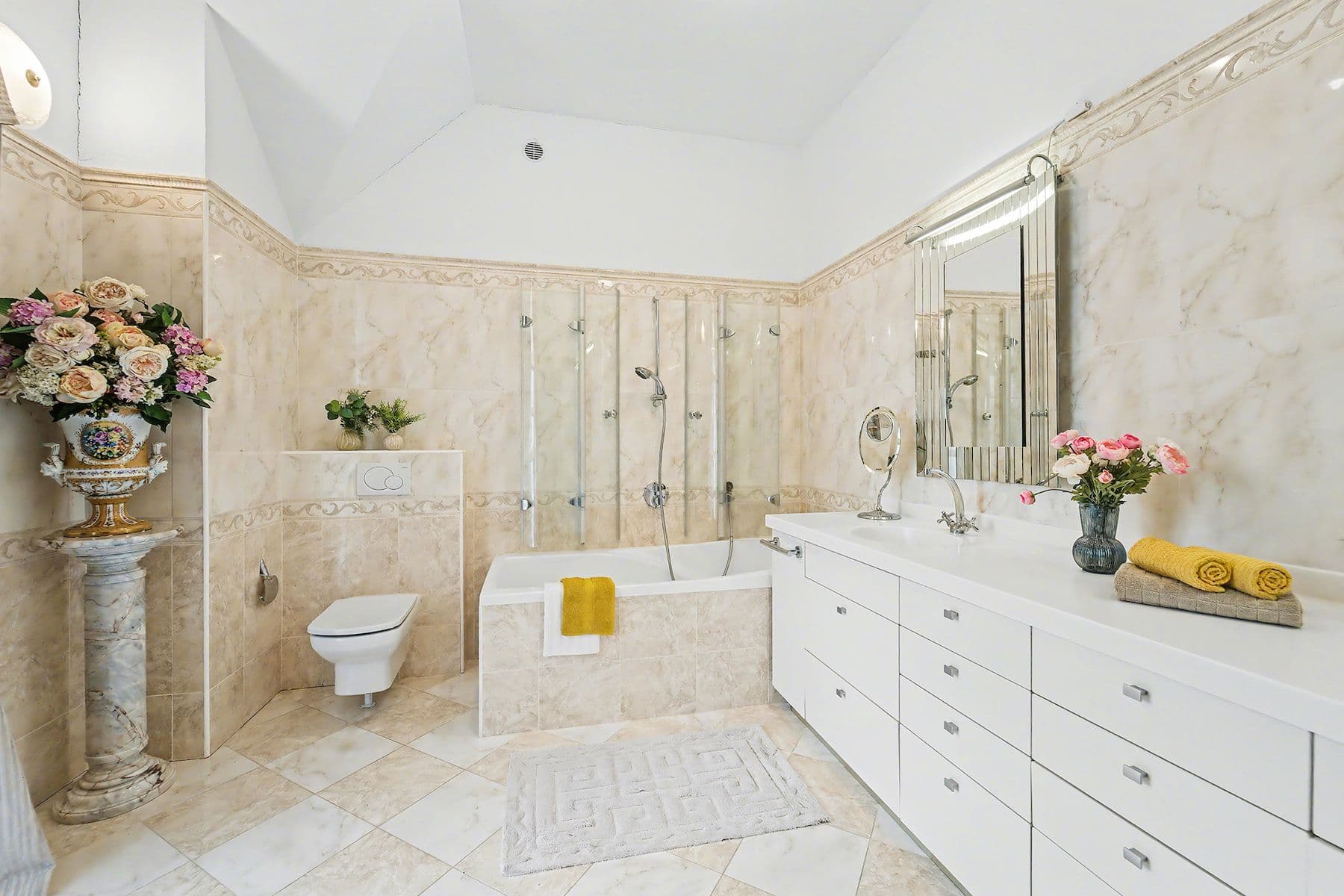 Prodej domu 297 m², pozemek 1.599 m², Na Vyhlídce, Měchenice, Středočeský kraj Prodej domu 297 m², pozemek 1.599 m², Na Vyhlídce, Měchenice, Středočeský kraj