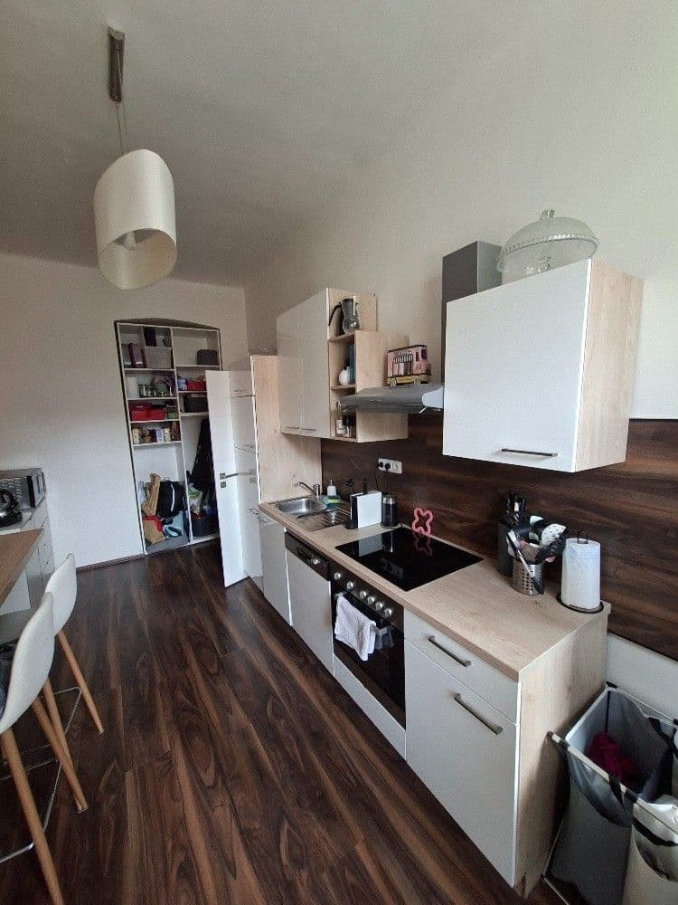 Pronájem bytu 1+1 42 m², Bořivojova, Praha, Praha Pronájem bytu 1+1 42 m², Bořivojova, Praha, Praha