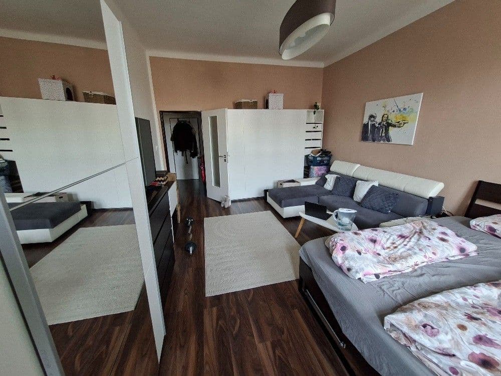 Pronájem bytu 1+1 42 m², Bořivojova, Praha, Praha Pronájem bytu 1+1 42 m², Bořivojova, Praha, Praha