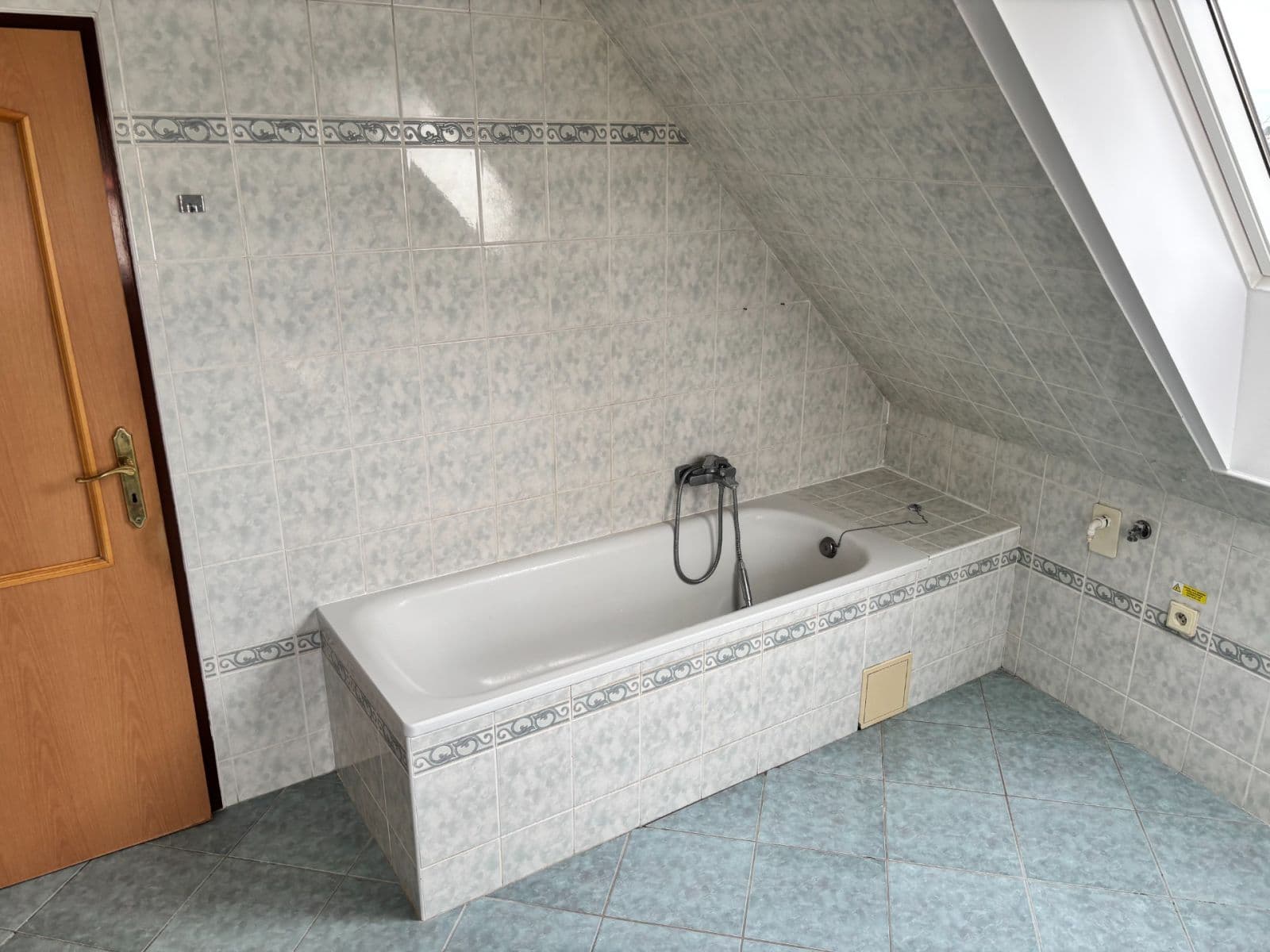 Pronájem bytu 3+1 157 m², Palackého, Jaroměř, Královéhradecký kraj Pronájem bytu 3+1 157 m², Palackého, Jaroměř, Královéhradecký kraj