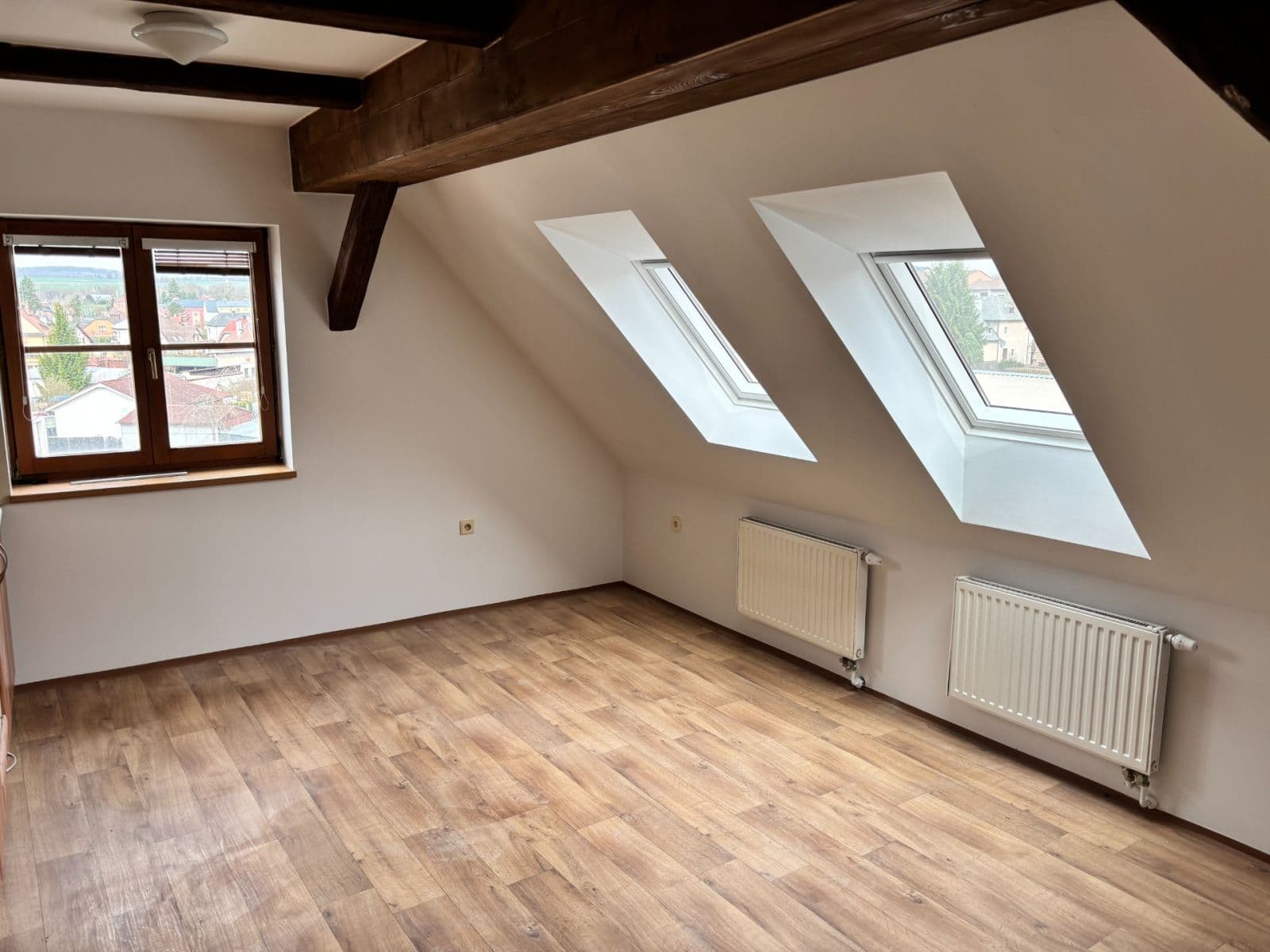 Pronájem bytu 3+1 157 m², Palackého, Jaroměř, Královéhradecký kraj Pronájem bytu 3+1 157 m², Palackého, Jaroměř, Královéhradecký kraj