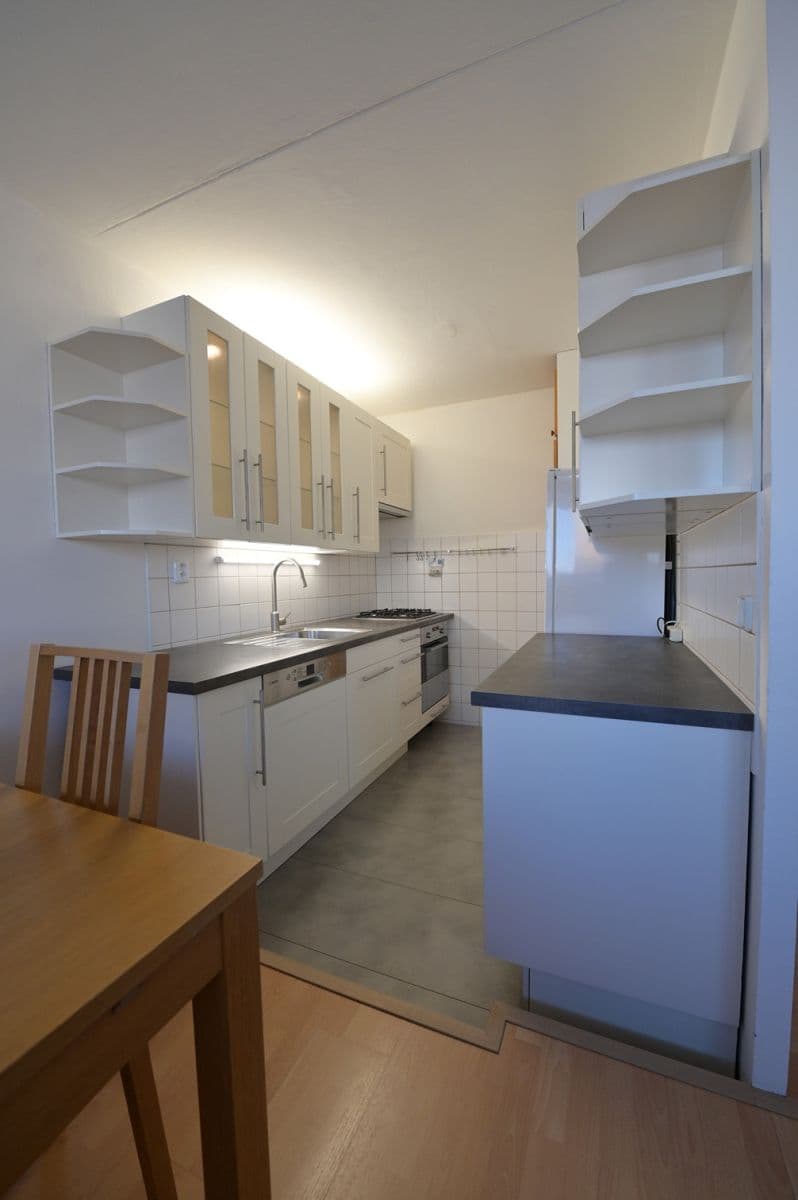 Pronájem bytu 3+1 68 m², M. Švabinského, Kladno, Středočeský kraj Pronájem bytu 3+1 68 m², M. Švabinského, Kladno, Středočeský kraj