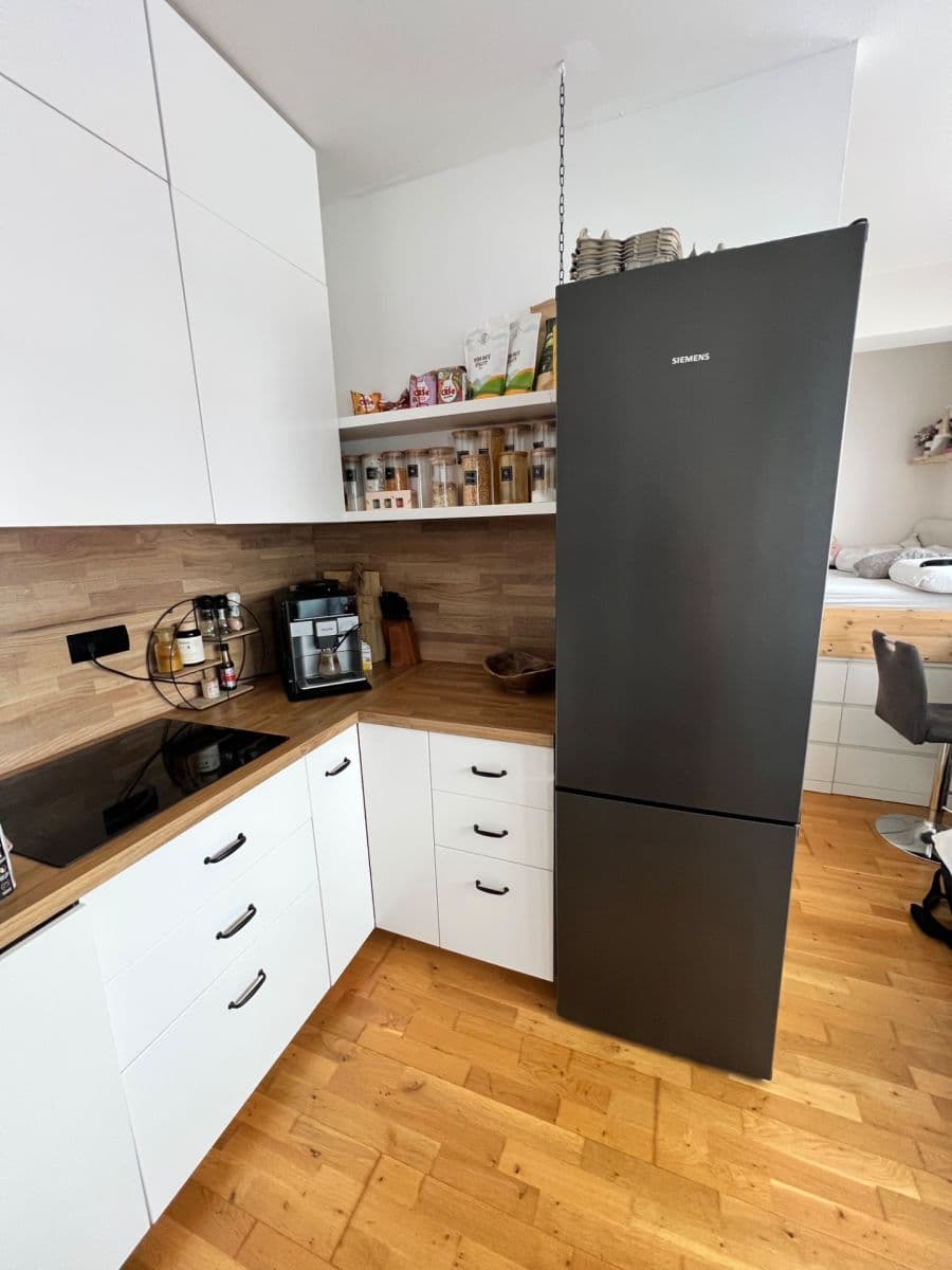 Pronájem bytu 1+kk 33 m², Palackého třída, Brno, Jihomoravský kraj Pronájem bytu 1+kk 33 m², Palackého třída, Brno, Jihomoravský kraj