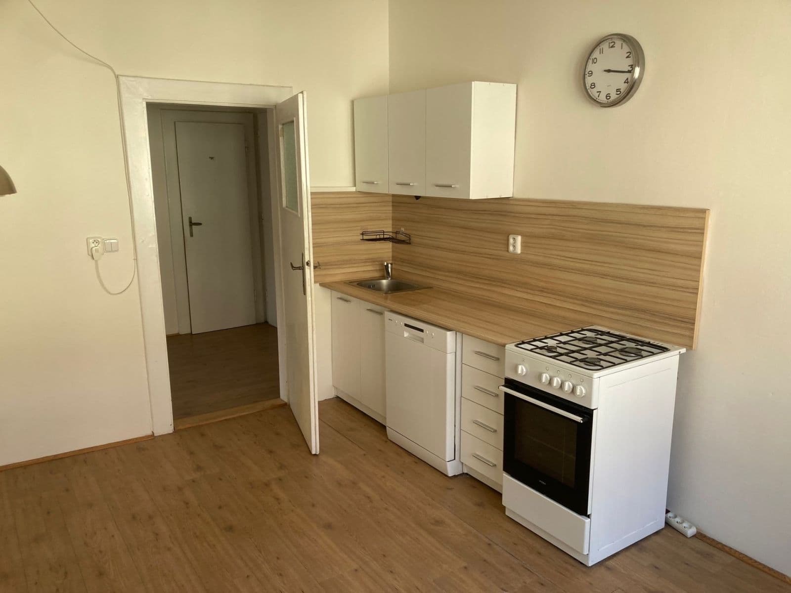 Pronájem bytu 2+1 67 m², Veleslavínská, Praha, Praha Pronájem bytu 2+1 67 m², Veleslavínská, Praha, Praha