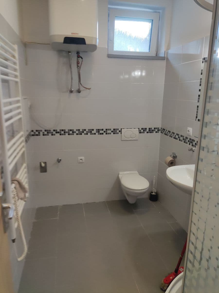 Pronájem bytu 1+kk 33 m², Pavlovská, Mikulov, Jihomoravský kraj Pronájem bytu 1+kk 33 m², Pavlovská, Mikulov, Jihomoravský kraj