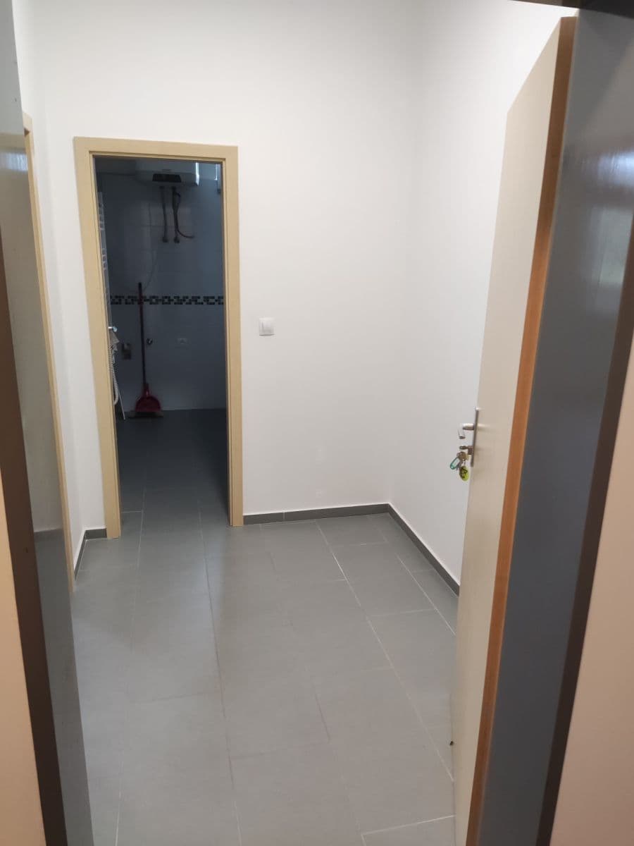 Pronájem bytu 1+kk 33 m², Pavlovská, Mikulov, Jihomoravský kraj Pronájem bytu 1+kk 33 m², Pavlovská, Mikulov, Jihomoravský kraj