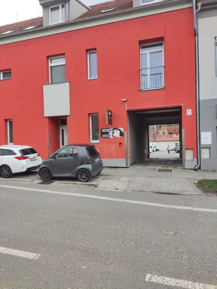 Pronájem bytu 1+kk 33 m², Pavlovská, Mikulov, Jihomoravský kraj Pronájem bytu 1+kk 33 m², Pavlovská, Mikulov, Jihomoravský kraj