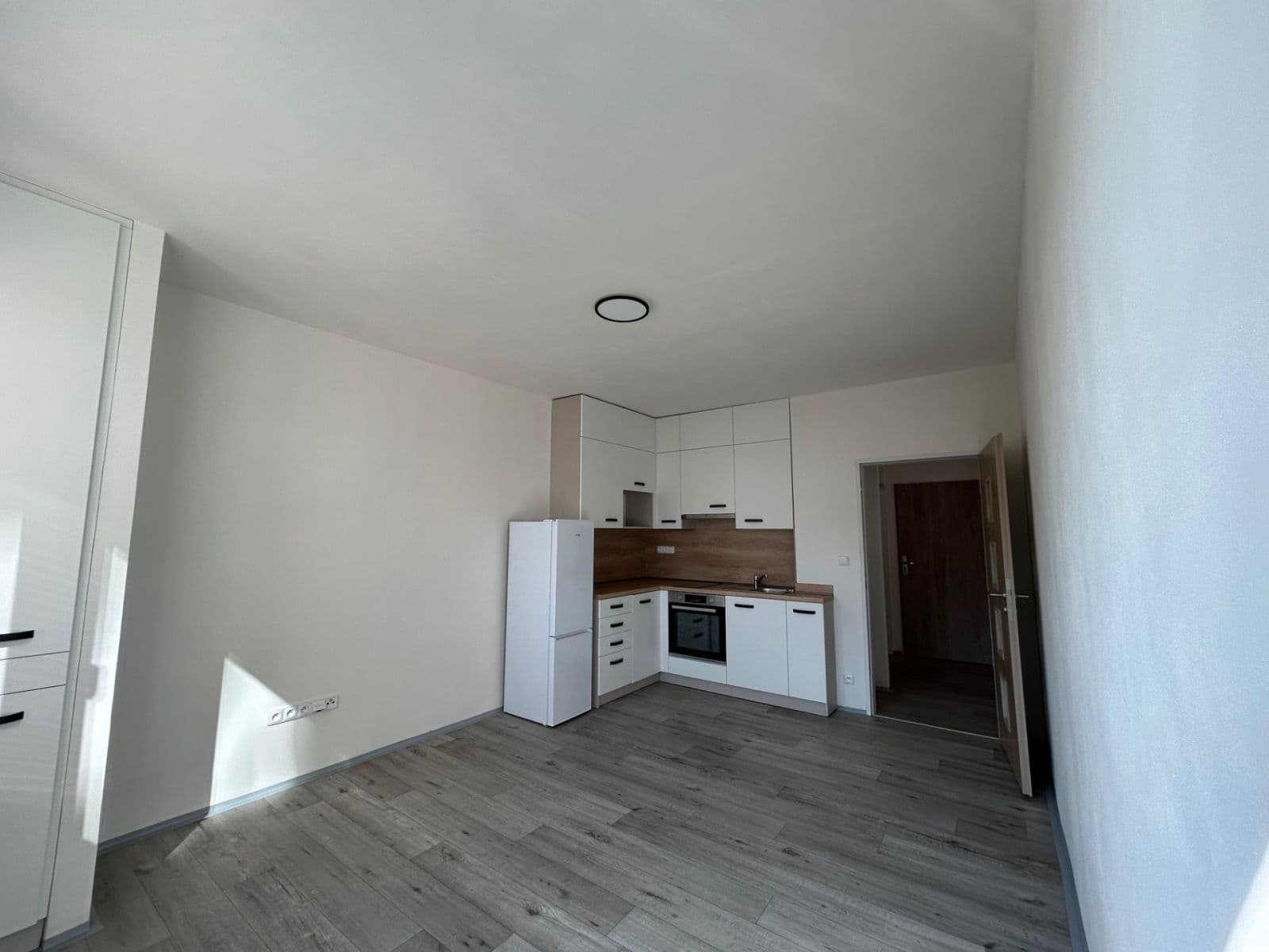 Pronájem bytu 1+kk 24 m², Heyrovského, Olomouc, Olomoucký kraj Pronájem bytu 1+kk 24 m², Heyrovského, Olomouc, Olomoucký kraj